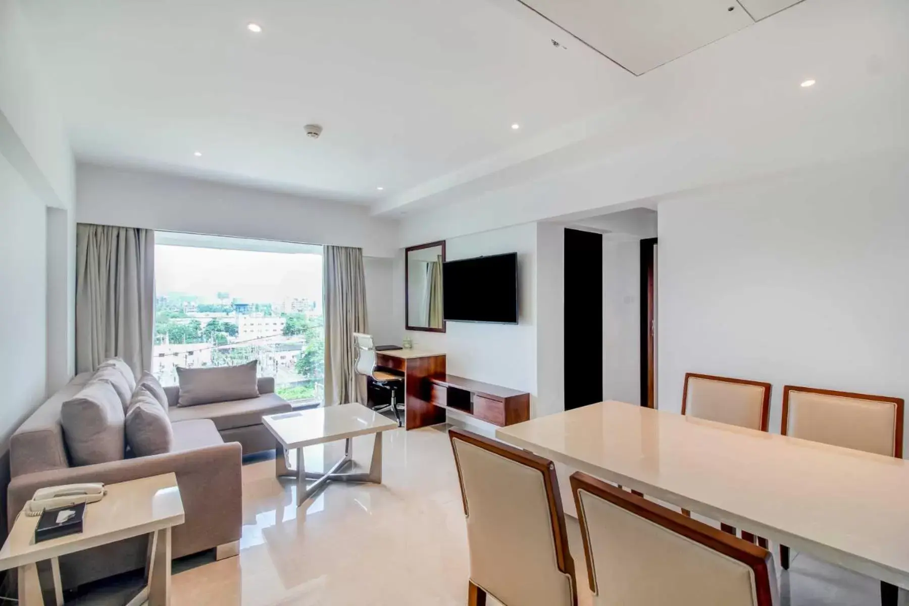 One Bedroom Residence with Jacuzzi, Wine Bottle, 15% off on Food and Soft Beverages, and Late check-out until 2 PM - single occupancy in Ramee Techome One Bedroom Residence with Jacuzzi, Wine Bottle, 15% off on Food and Soft Beverages, and Late check-out until 2 PM - single occupancy in Ramee Techome