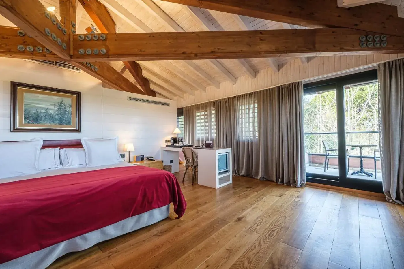 Premium Suite in Hotel Mas La Boella Premium Suite in Hotel Mas La Boella