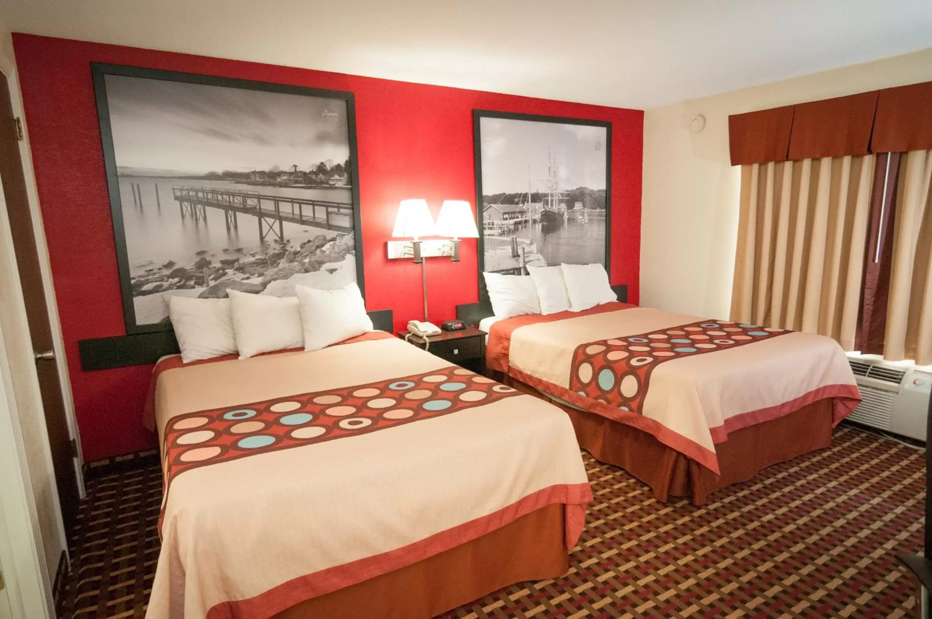 Deluxe Double Room with Two Double Beds - Non-Smoking in Super 8 by Wyndham Old Saybrook Deluxe Double Room with Two Double Beds - Non-Smoking in Super 8 by Wyndham Old Saybrook