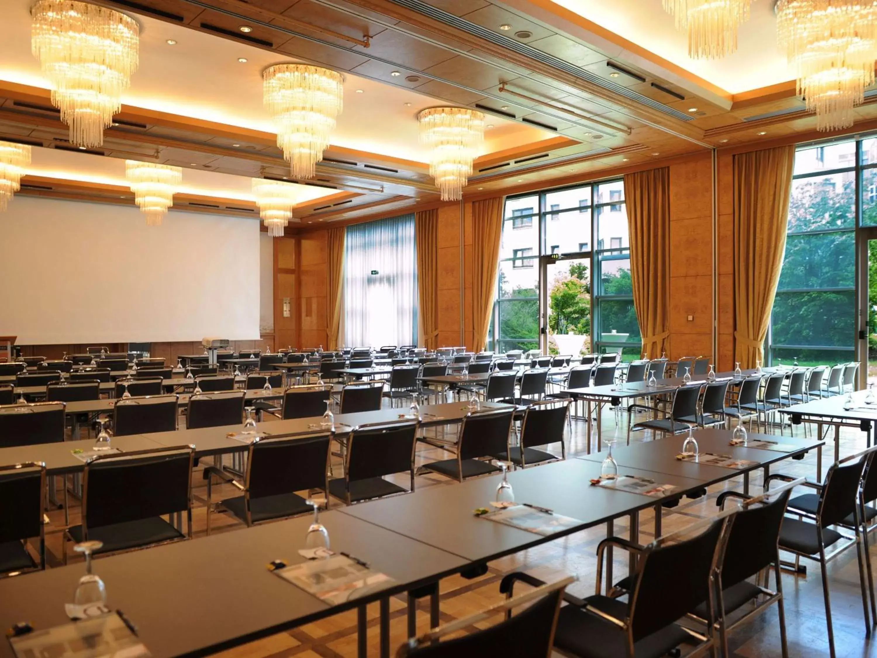 Pullman Stuttgart Fontana Pullman Stuttgart Fontana