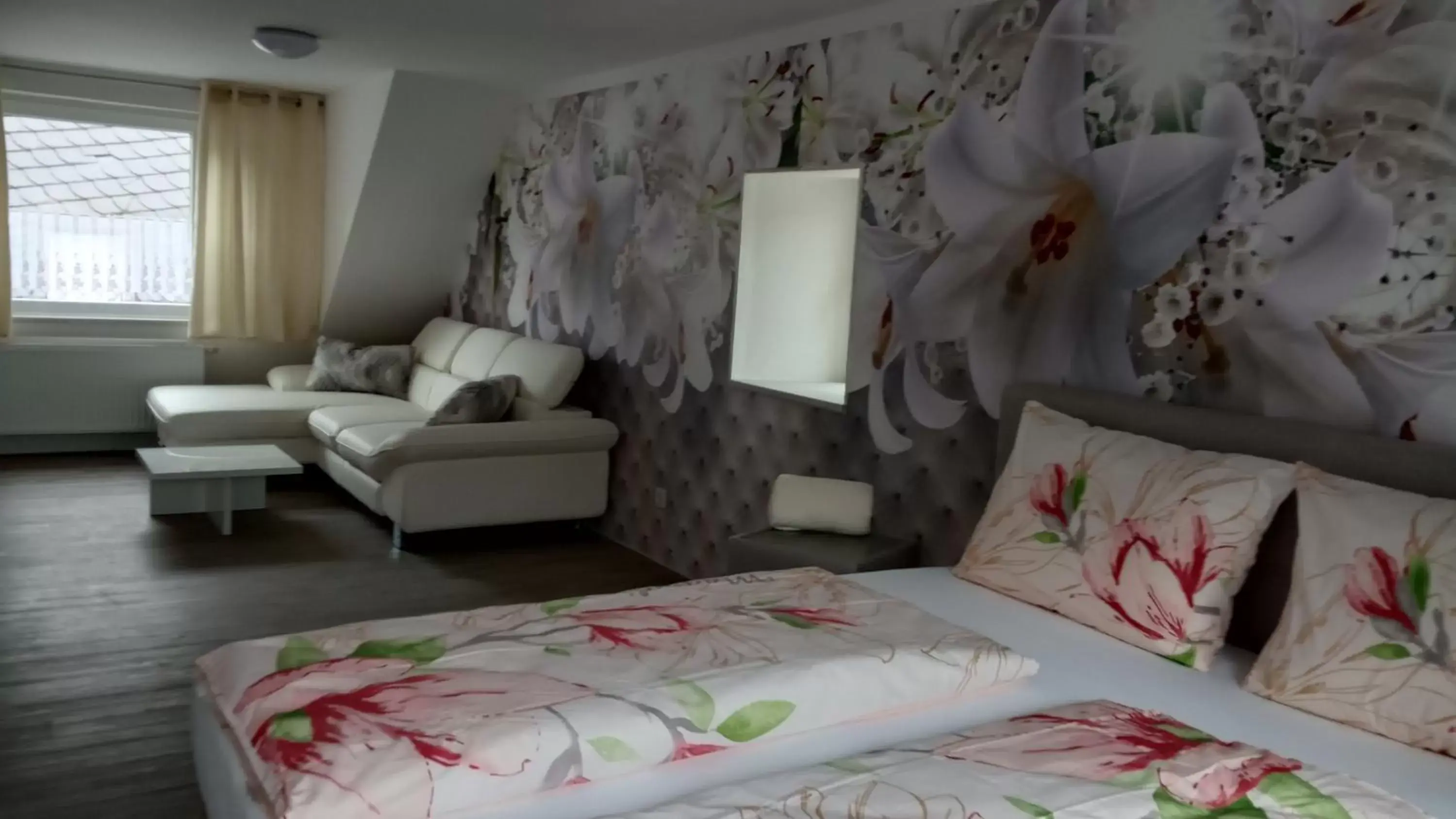 Comfort Triple Room in Gästehaus - Café Frank Comfort Triple Room in Gästehaus - Café Frank