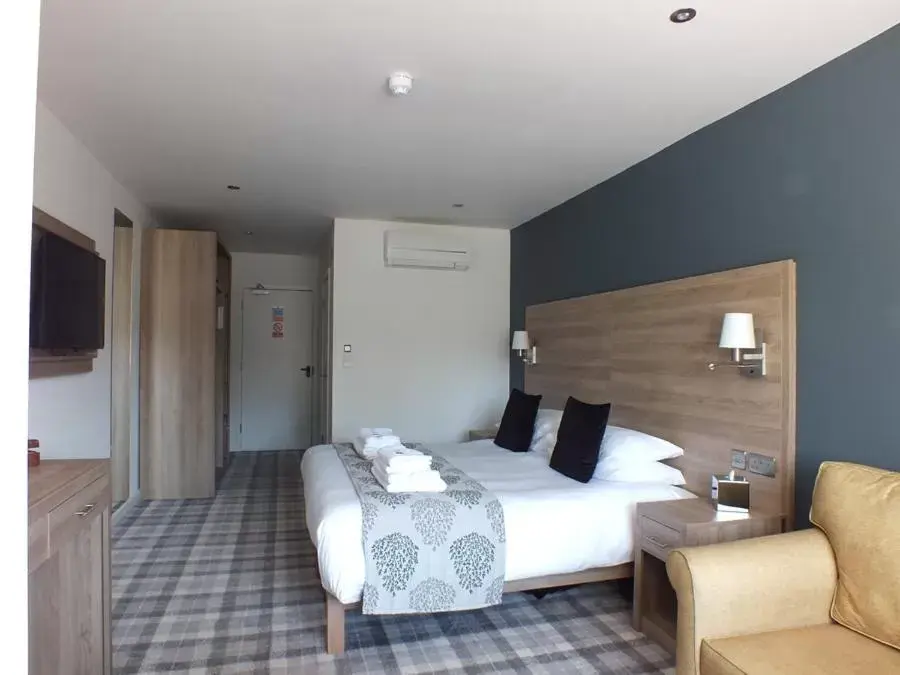 Superior King Room in The Piebald Inn Superior King Room in The Piebald Inn