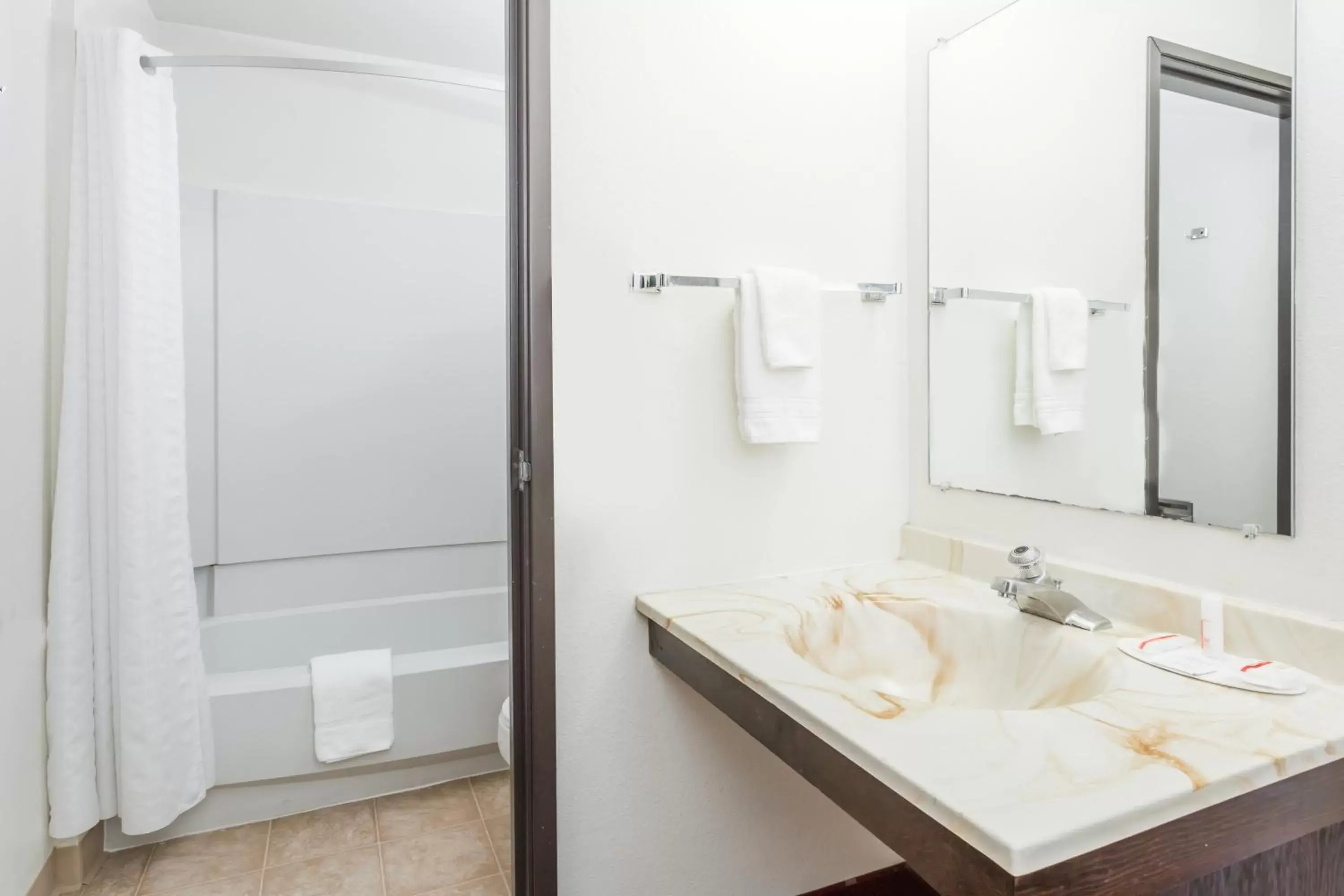 Studio Suite with Two Queen Beds - Non-Smoking in Super 8 by Wyndham Grand Junction Colorado Studio Suite with Two Queen Beds - Non-Smoking in Super 8 by Wyndham Grand Junction Colorado