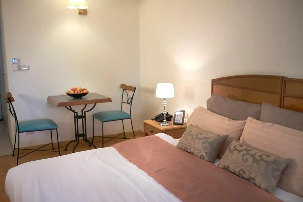 Double Bed - Non-Smoking in Ravipha Residences Double Bed - Non-Smoking in Ravipha Residences