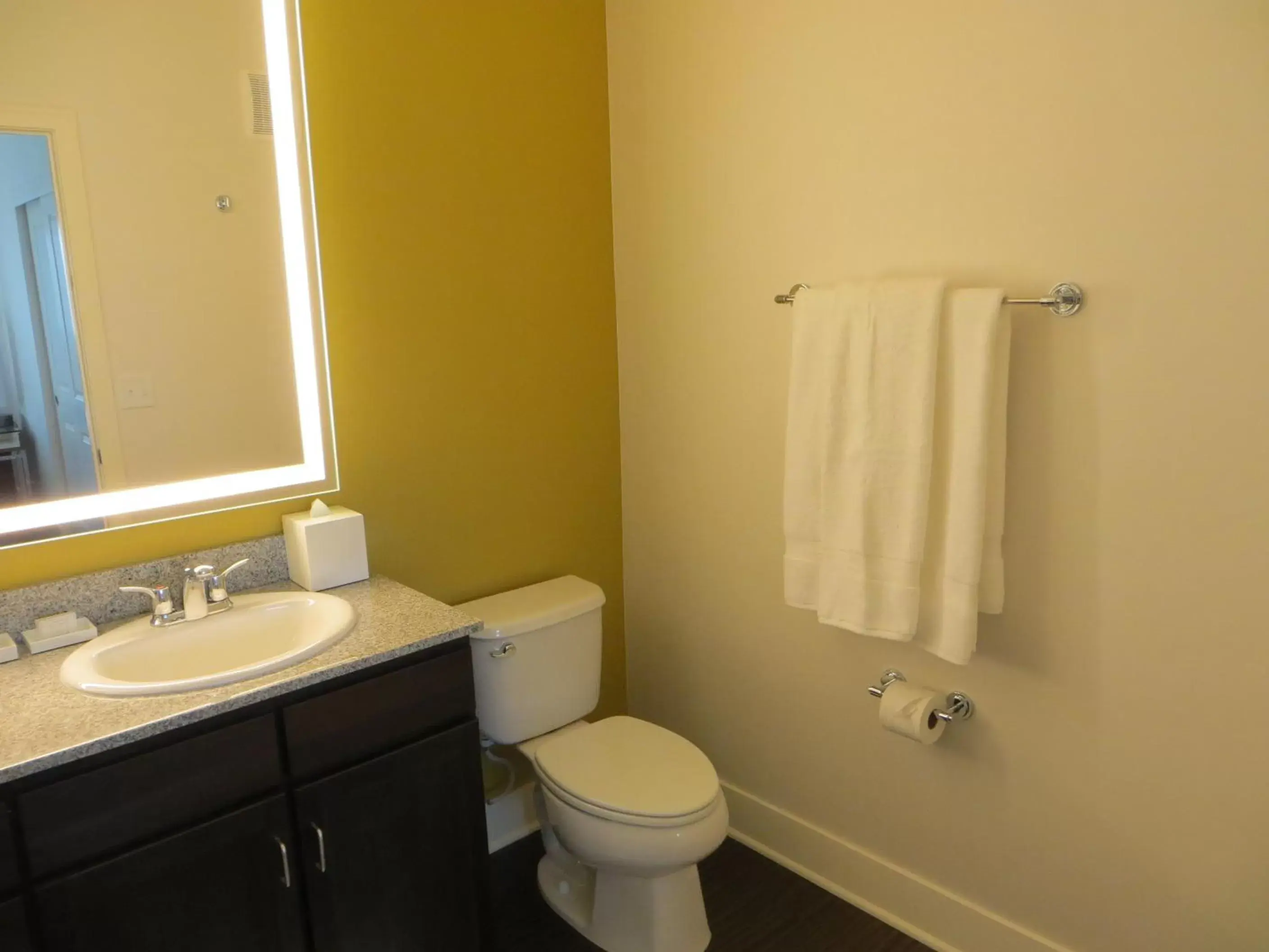 Deluxe King Room - Mobility Accessible in The Alexander Deluxe King Room - Mobility Accessible in The Alexander