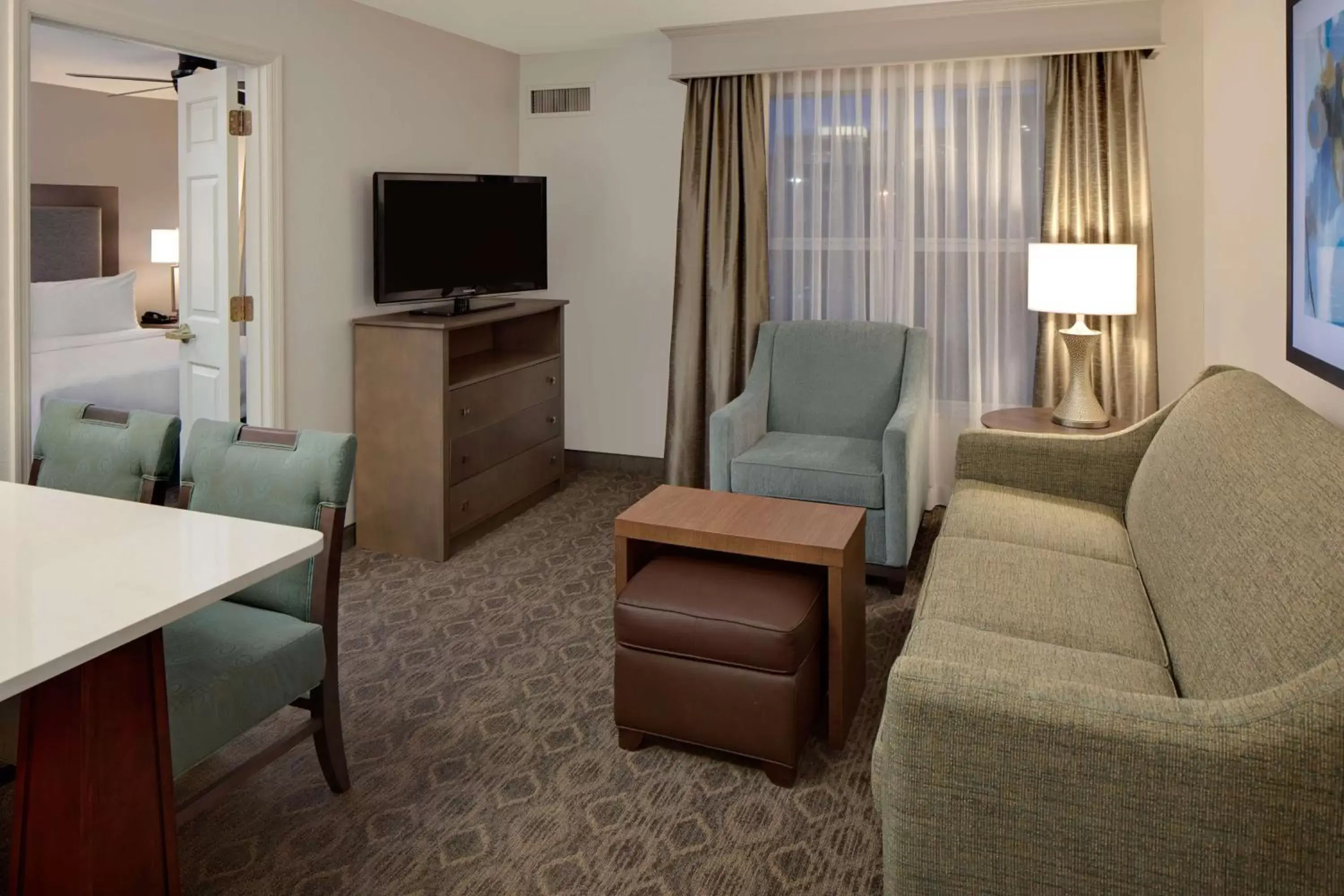 Premium One-Bedroom King Suite - Non-Smoking in Homewood Suites Nashville/Brentwood Premium One-Bedroom King Suite - Non-Smoking in Homewood Suites Nashville/Brentwood