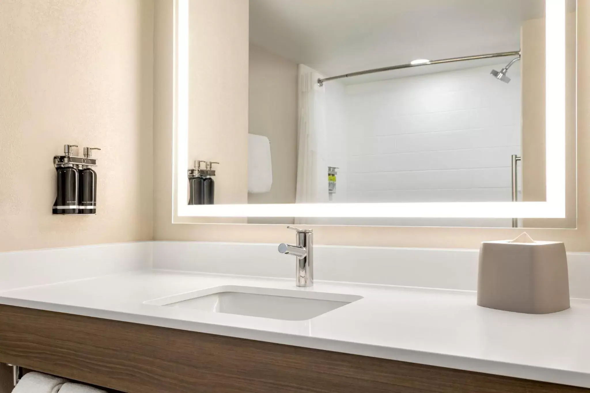 Queen Room with Two Queen Beds - Non-Smoking in Holiday Inn Express Hotel & Suites Fort Pierce West, an IHG Hotel Queen Room with Two Queen Beds - Non-Smoking in Holiday Inn Express Hotel & Suites Fort Pierce West, an IHG Hotel