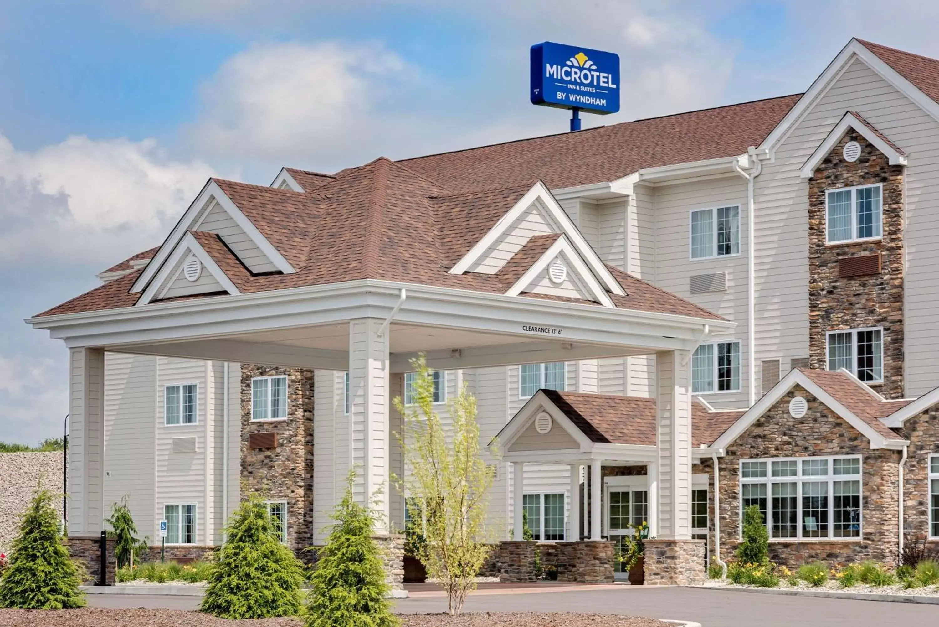 Microtel Inn & Suites by Wyndham Clarion Microtel Inn & Suites by Wyndham Clarion