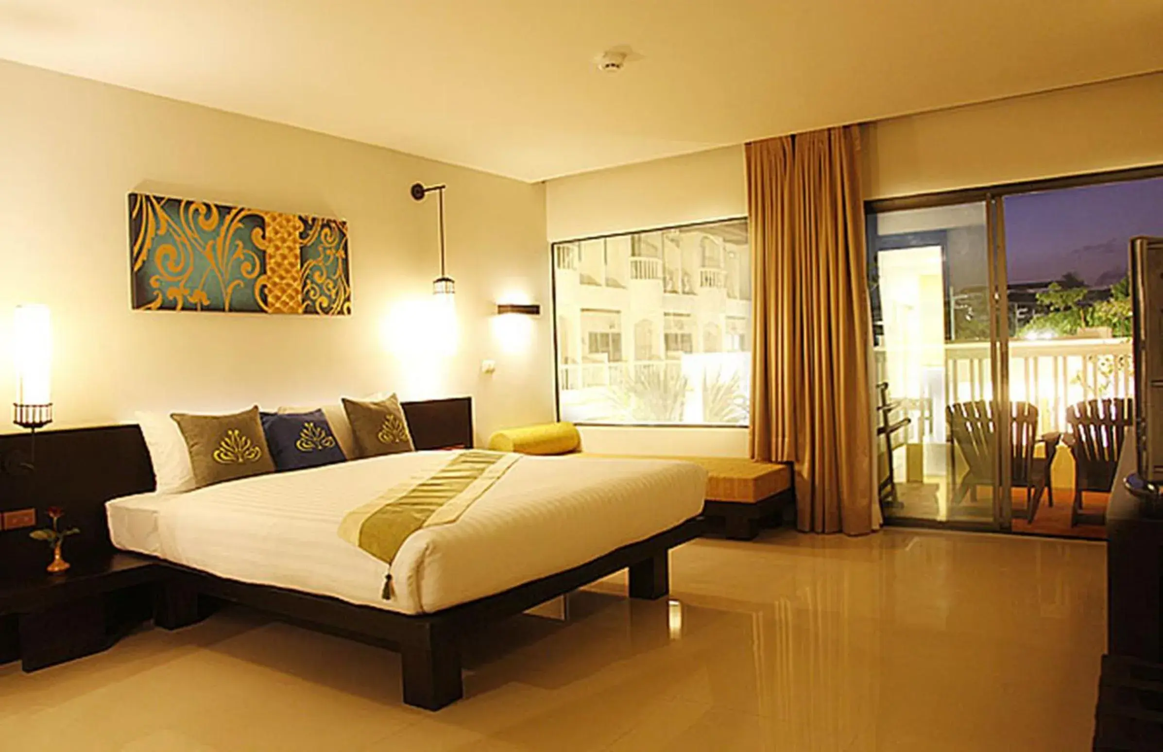 Grand Deluxe Double Room with Pool View in Palmyra Patong Resort Phuket - SHA Extra Plus Grand Deluxe Double Room with Pool View in Palmyra Patong Resort Phuket - SHA Extra Plus