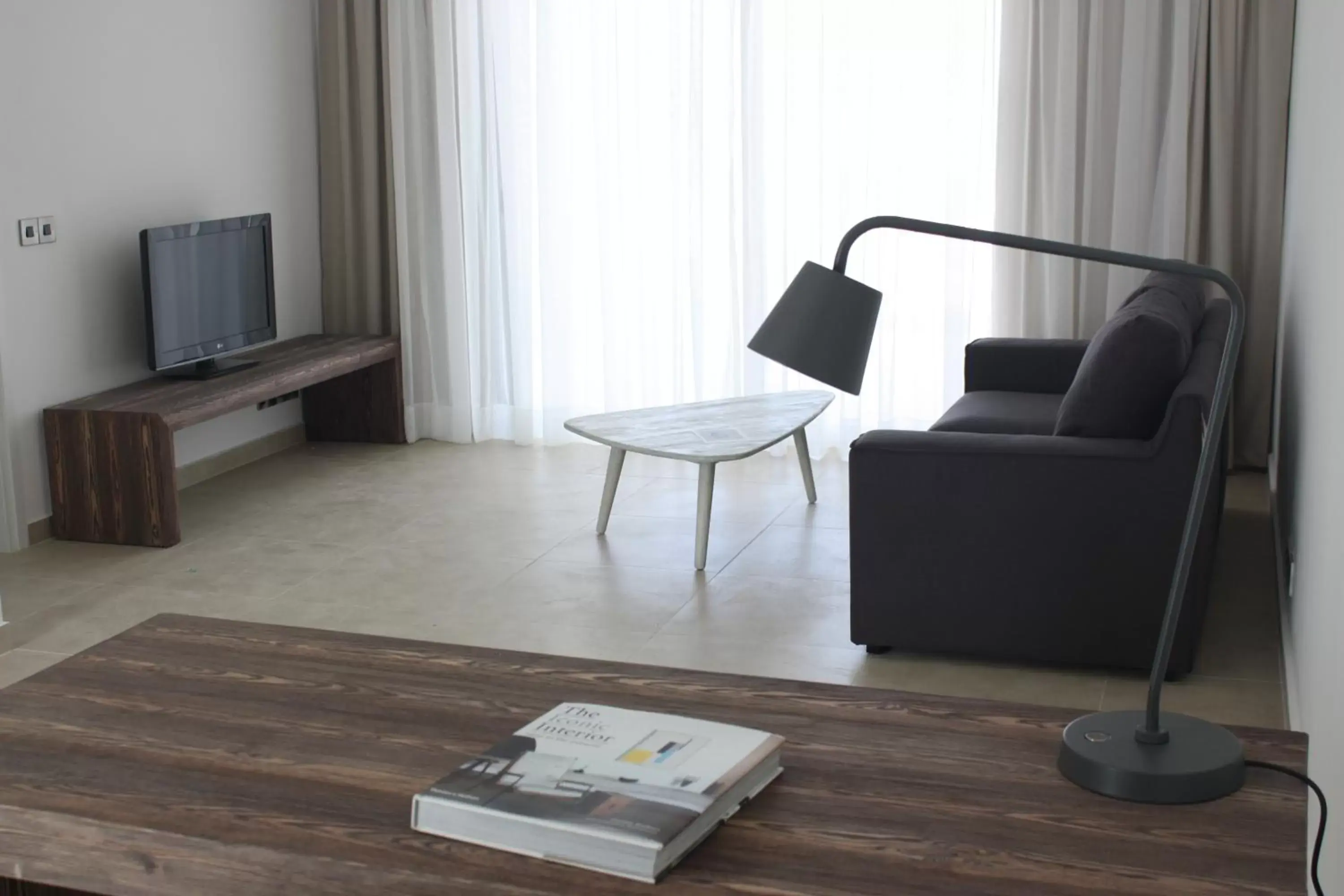 One-Bedroom Suite with Sea View in Amphora Hotel & Suites One-Bedroom Suite with Sea View in Amphora Hotel & Suites