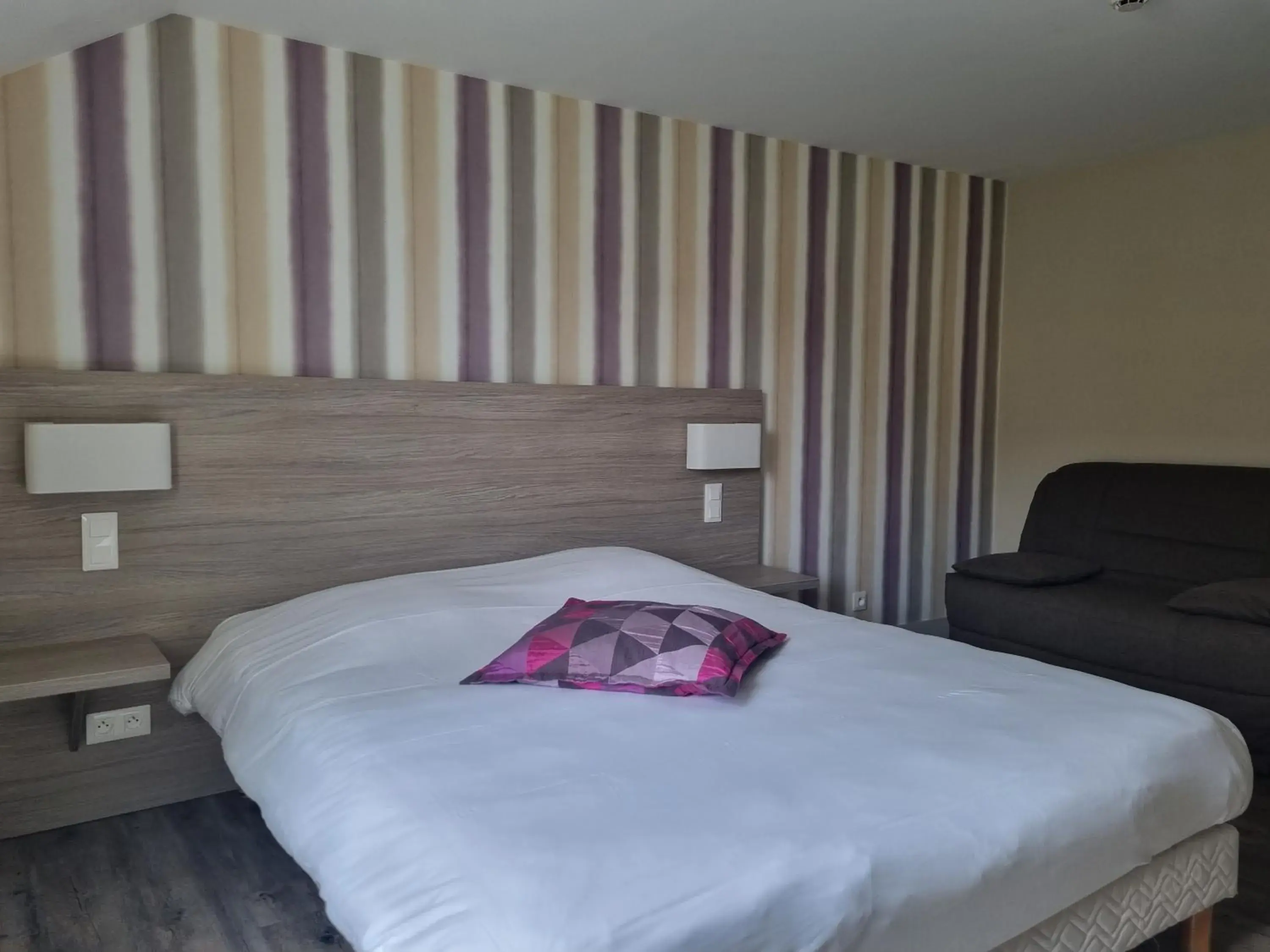 Family Room with Garden View - optional extra bed at an additional cost in Hôtel Vauban Family Room with Garden View - optional extra bed at an additional cost in Hôtel Vauban