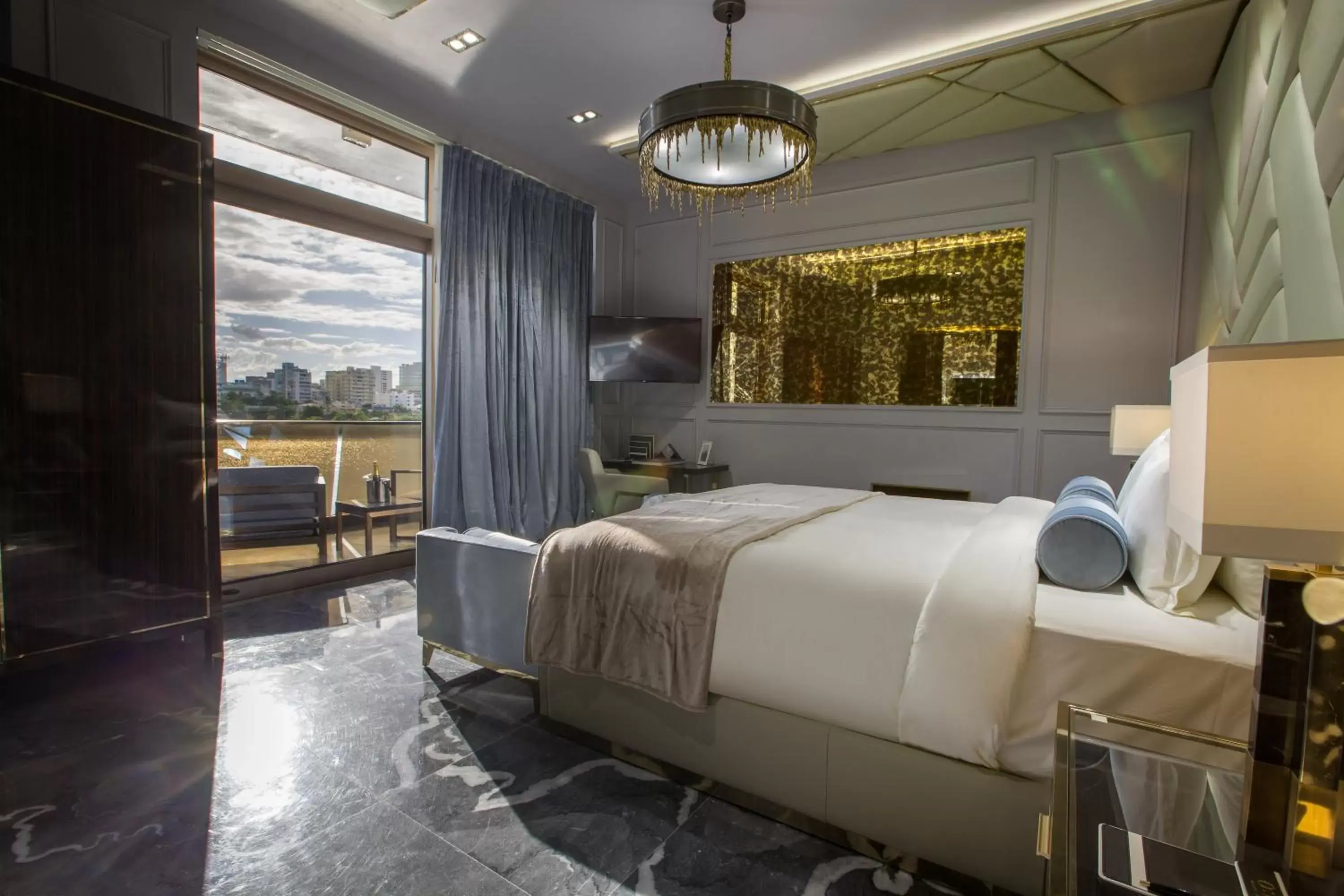 Panorama Suite Beyond Balcony in O:LV Fifty Five Hotel - Adults Only Panorama Suite Beyond Balcony in O:LV Fifty Five Hotel - Adults Only