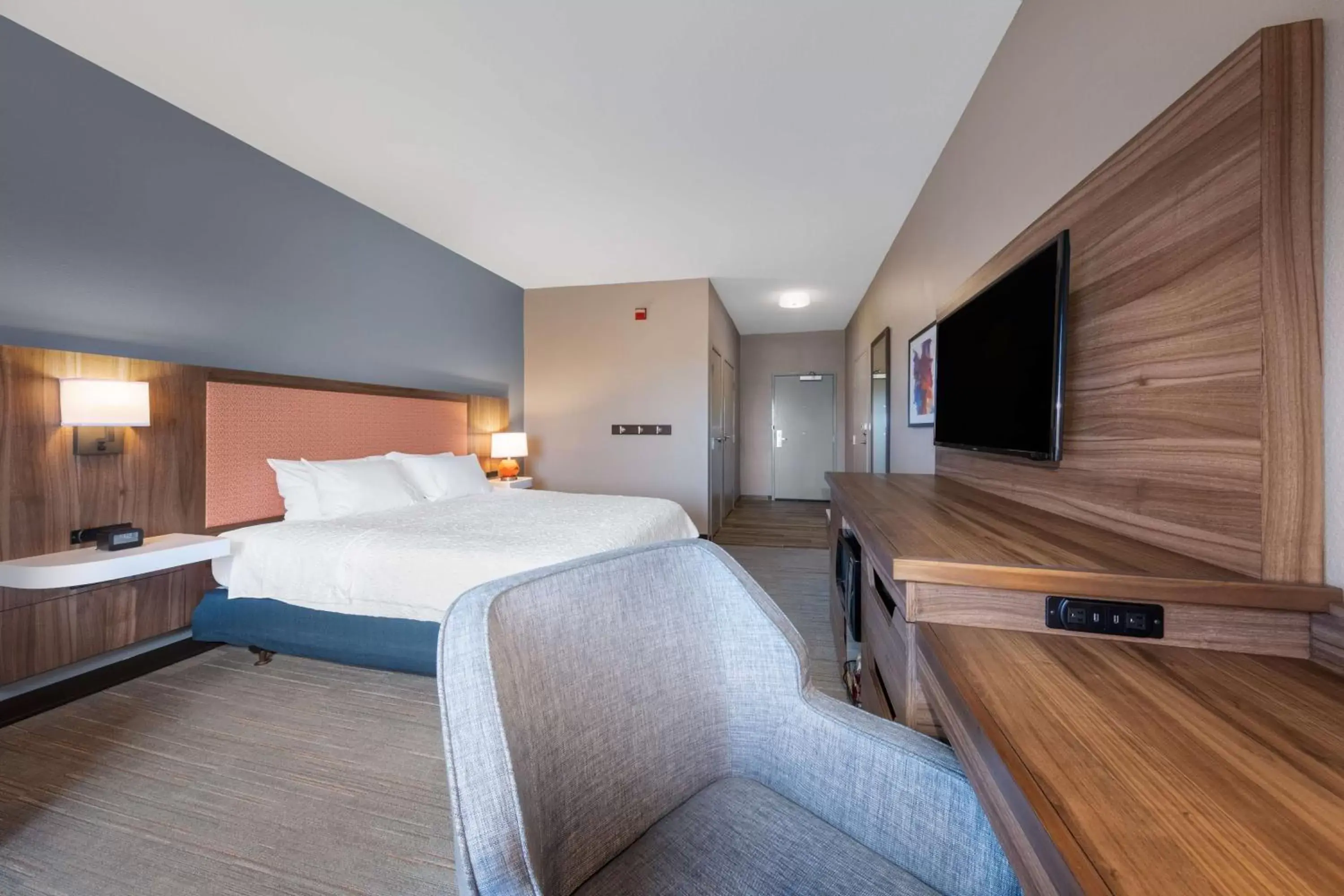 King Room Mobility/Hearing Accessible - Non-Smoking in Hampton Inn Saint Robert King Room Mobility/Hearing Accessible - Non-Smoking in Hampton Inn Saint Robert