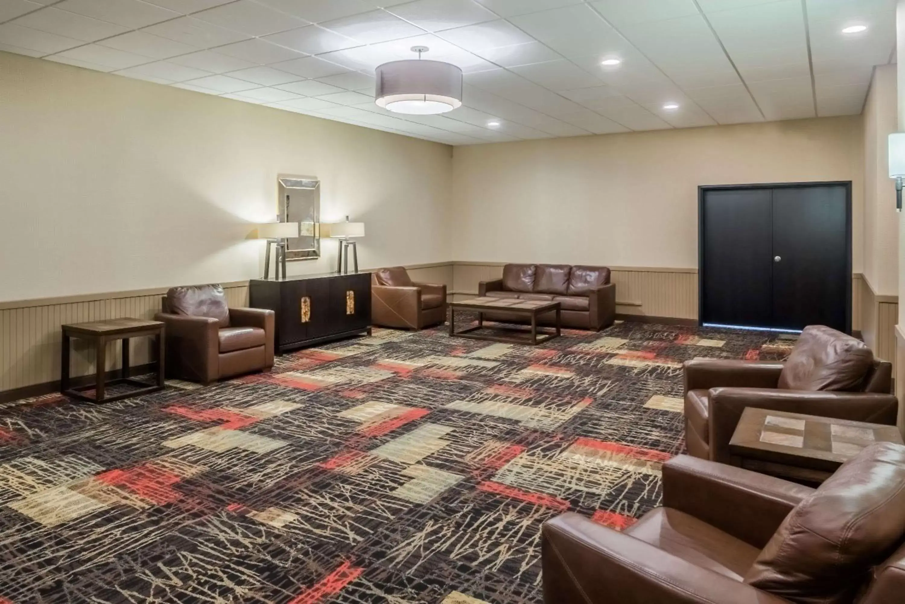 Ramada by Wyndham Grand Forks Ramada by Wyndham Grand Forks
