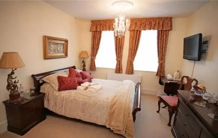 Deluxe King Room with Private Bathroom in Saltcote Place Deluxe King Room with Private Bathroom in Saltcote Place