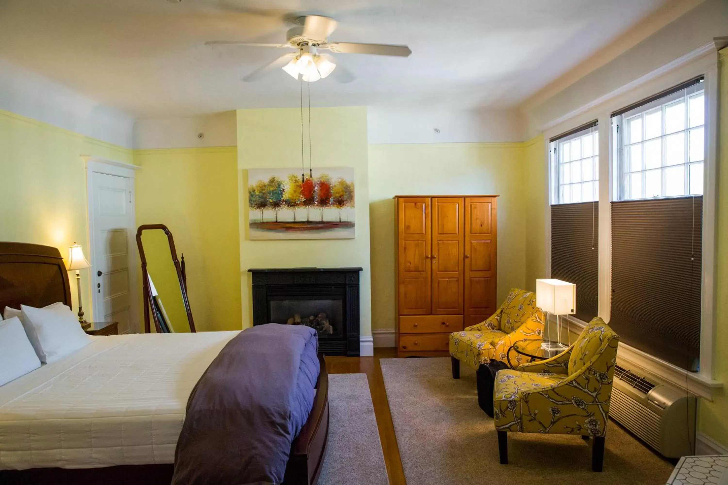 King Room with Spa Bath in The Inn on First King Room with Spa Bath in The Inn on First