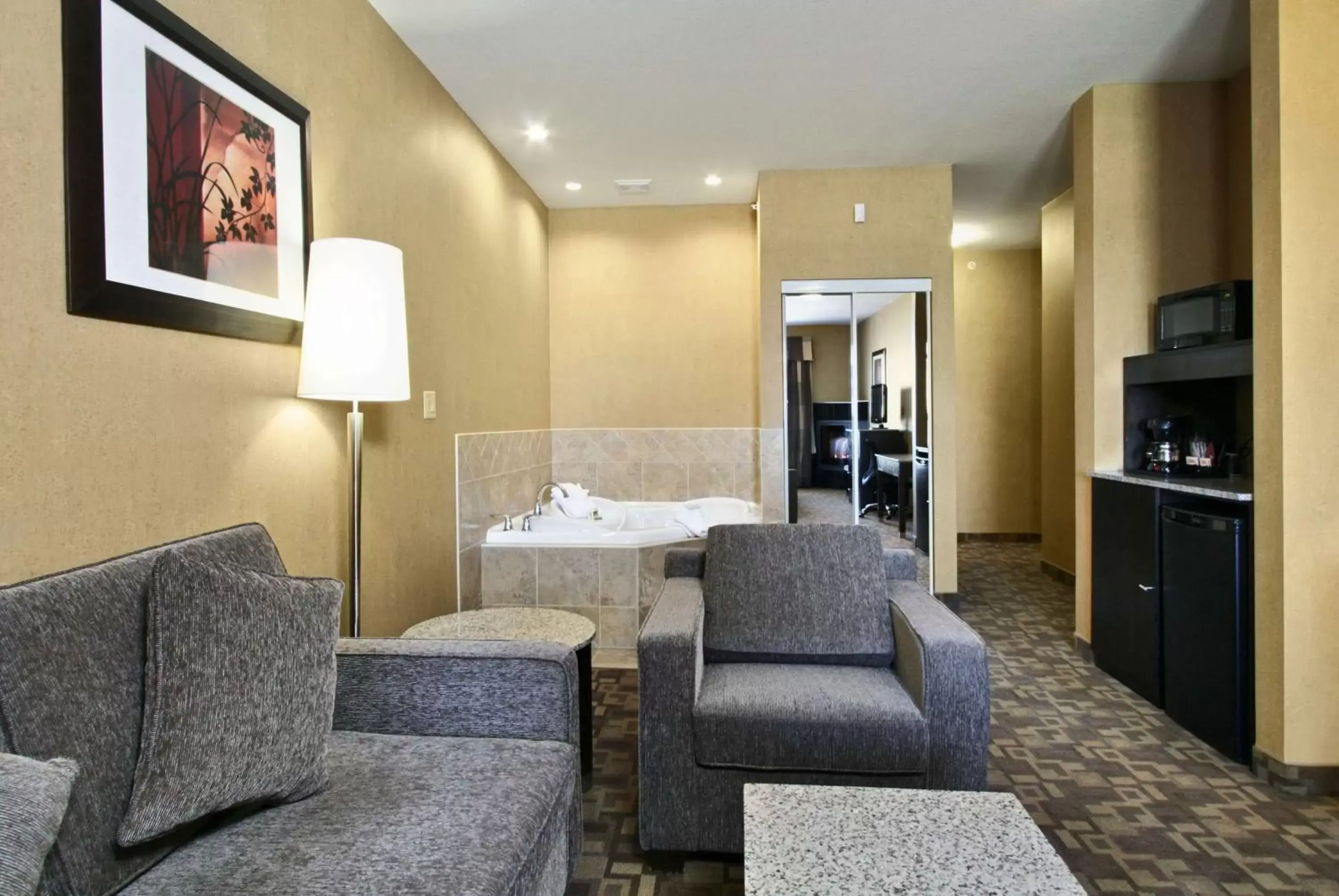 King Suite with Sofa Bed - Non-Smoking in Best Western Plus South Edmonton Inn & Suites King Suite with Sofa Bed - Non-Smoking in Best Western Plus South Edmonton Inn & Suites