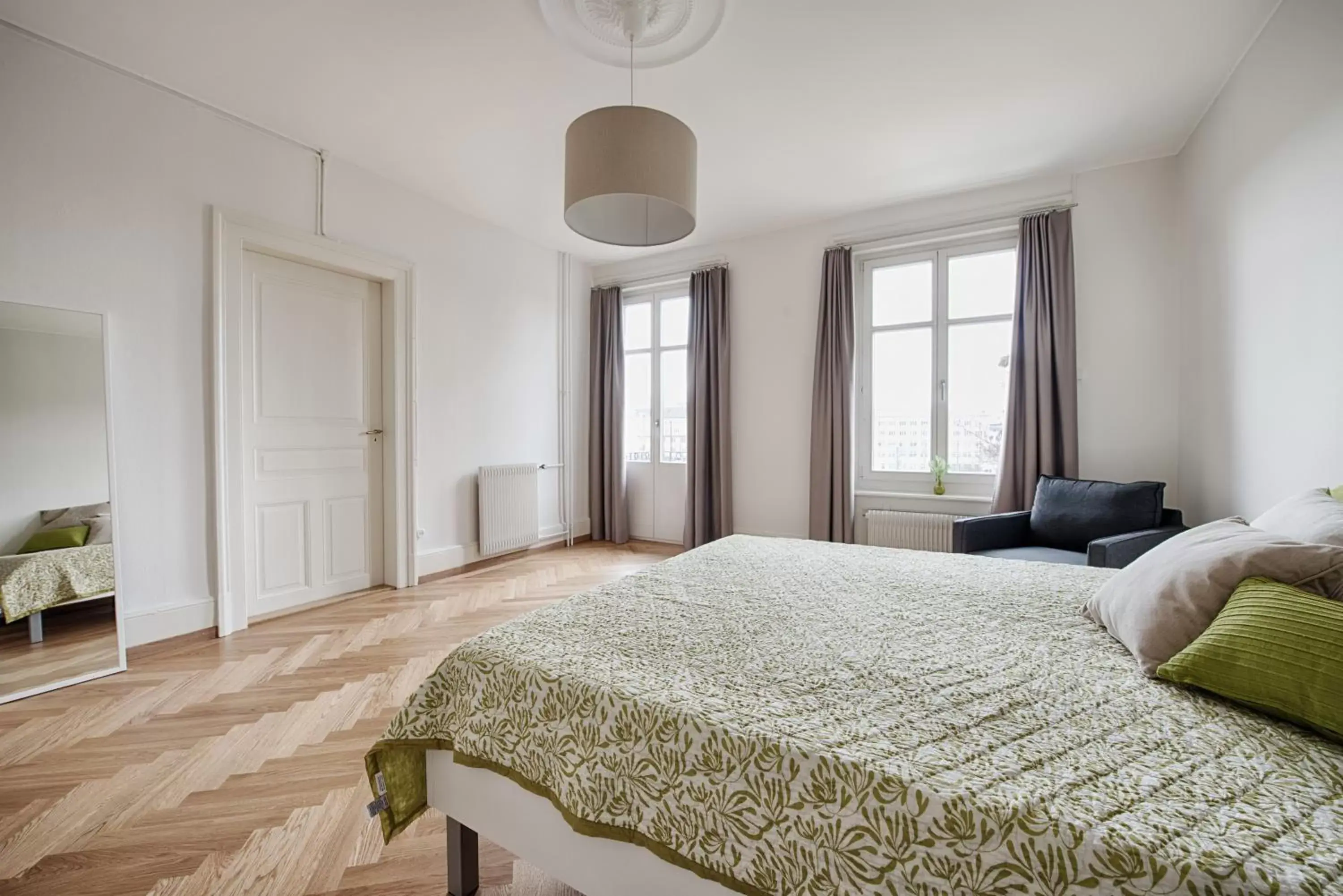 Superior Double Room with Balcony and Shared Bathroom in Am Pavillon, Bed&Kitchen Superior Double Room with Balcony and Shared Bathroom in Am Pavillon, Bed&Kitchen