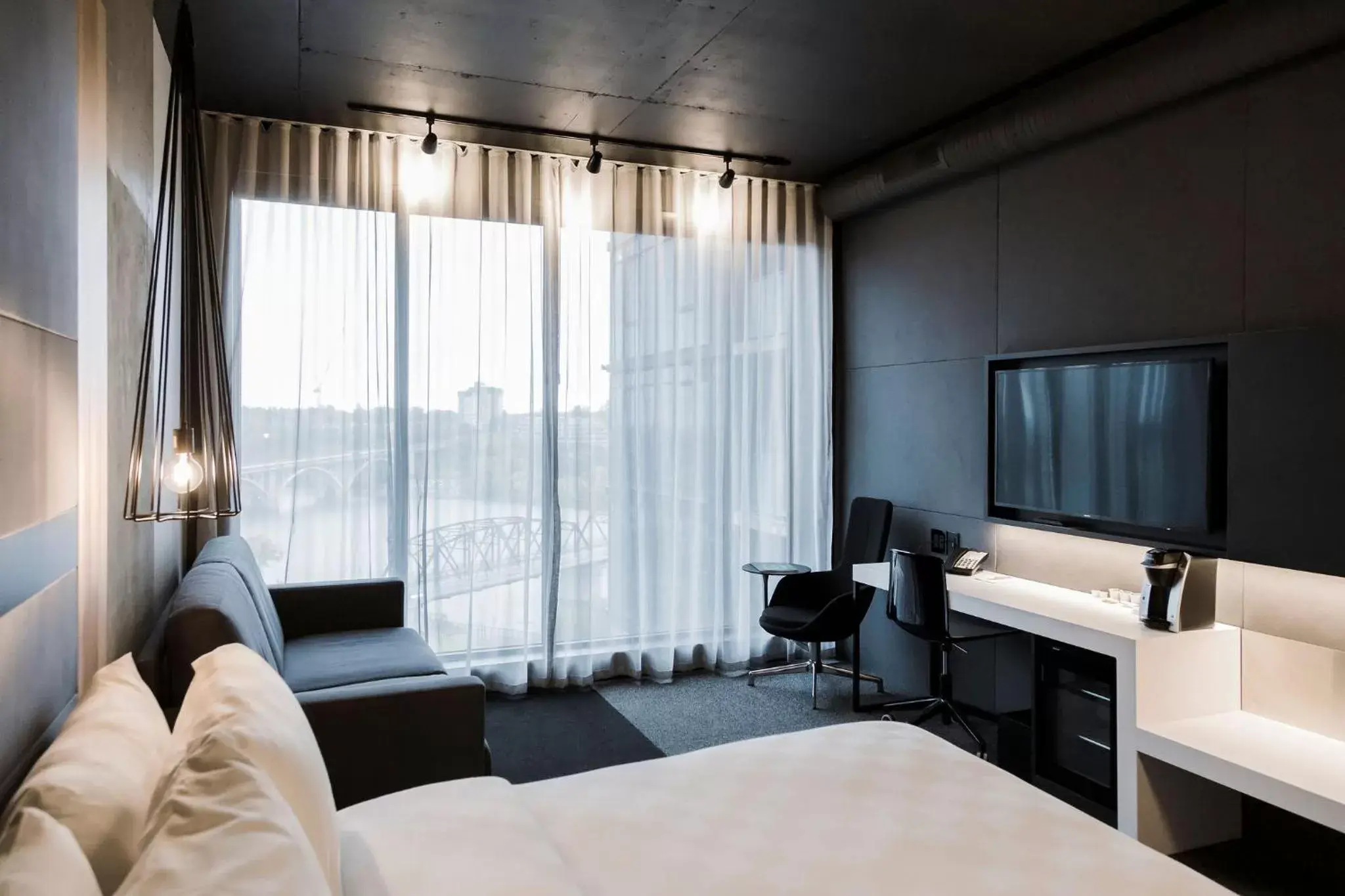 Queen Room with Sofa Bed in Alt Hotel Saskatoon Queen Room with Sofa Bed in Alt Hotel Saskatoon