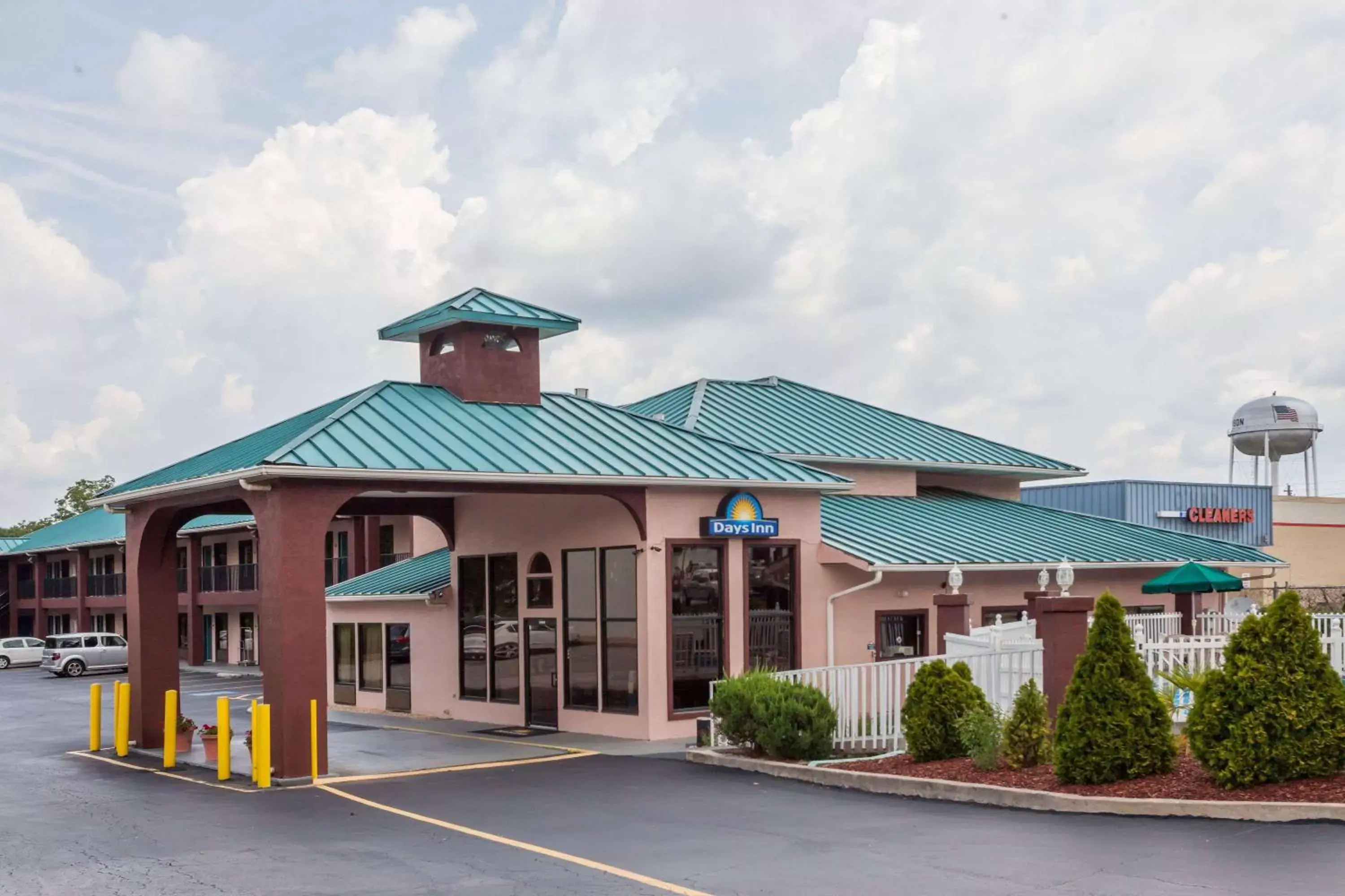 Days Inn by Wyndham Jackson Days Inn by Wyndham Jackson