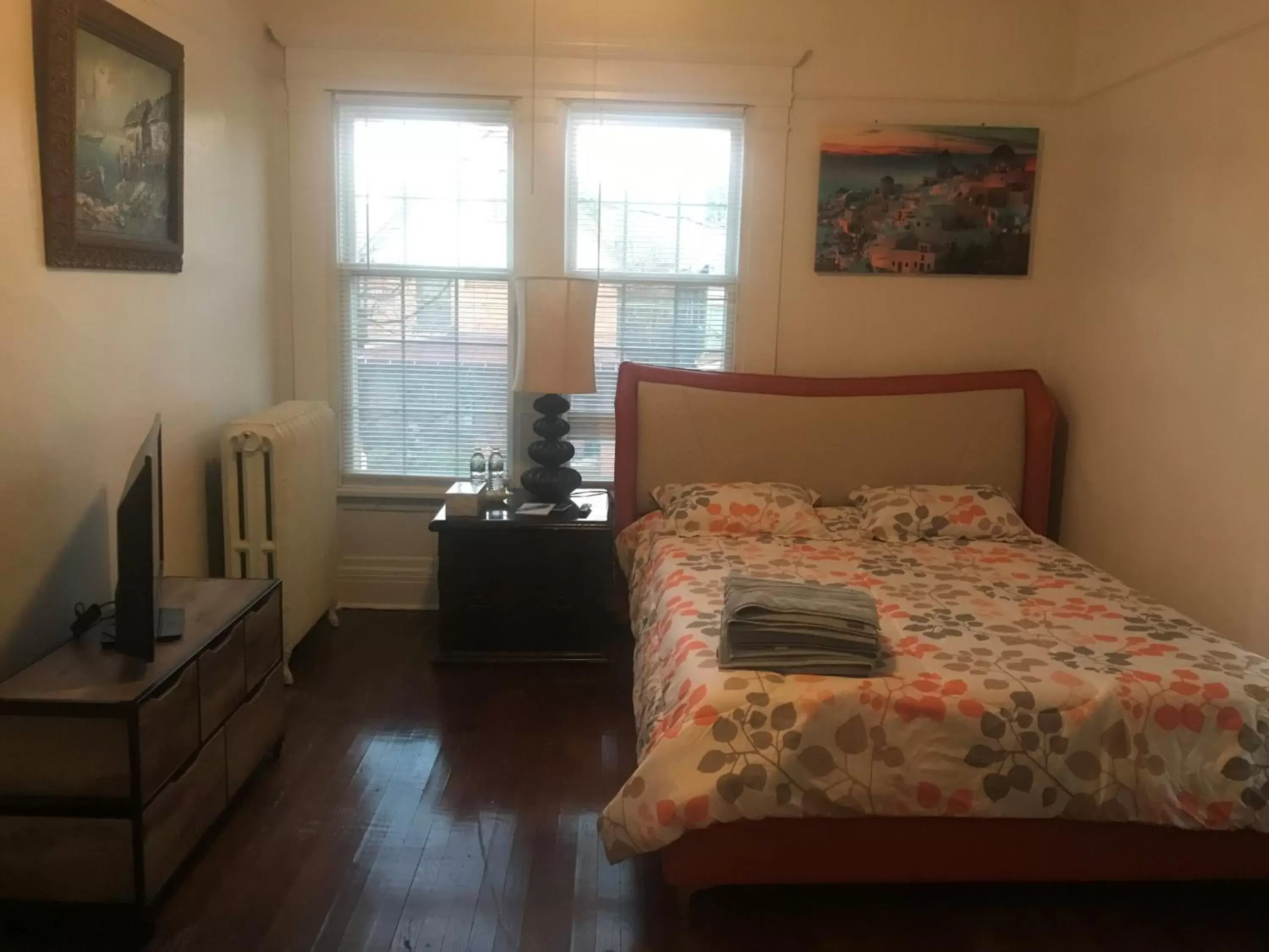 Deluxe Room in 5 Star Victorian Mansion-Downtown No Locals Deluxe Room in 5 Star Victorian Mansion-Downtown No Locals