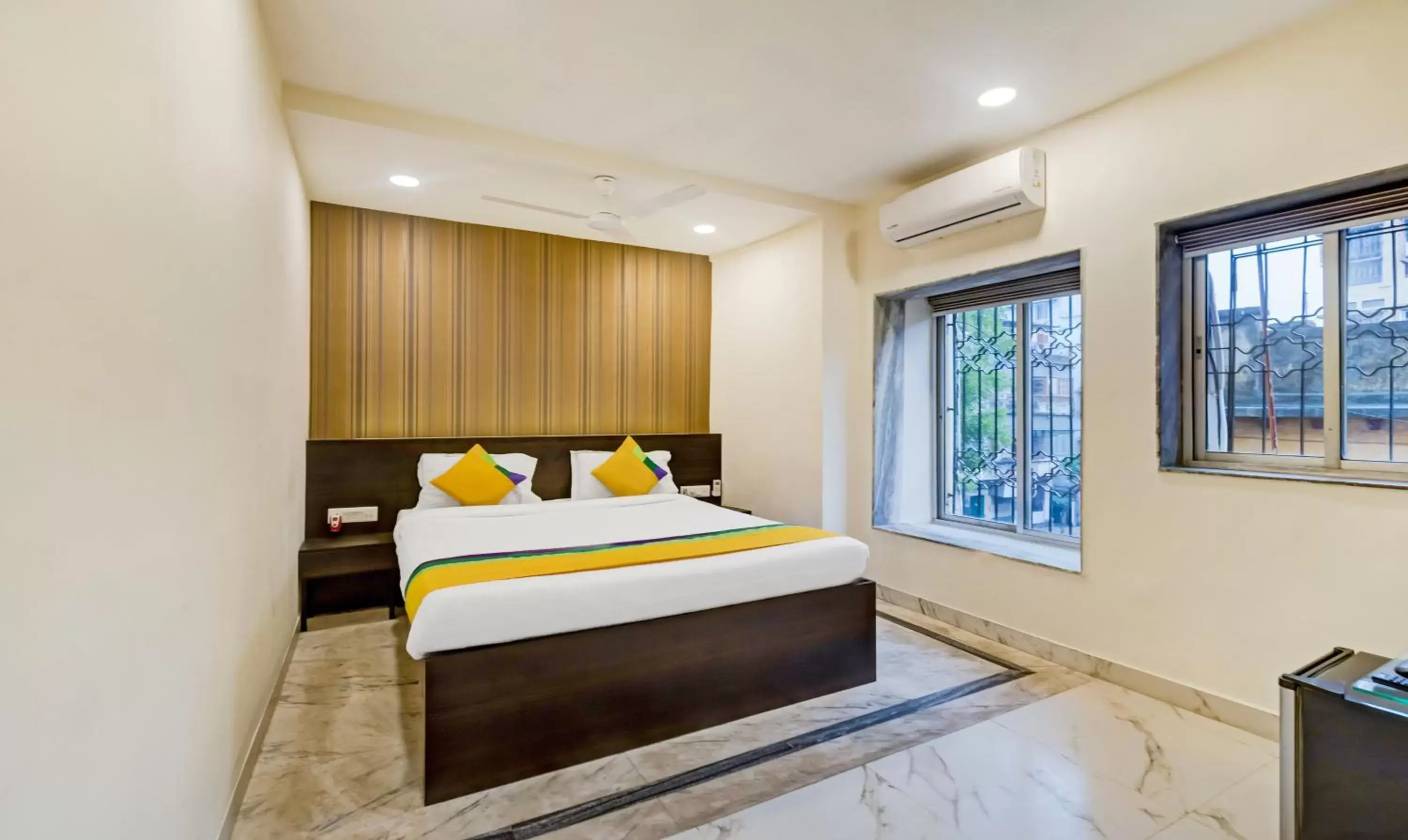 Itsy Hotels Neeranand Plaza, Bhawanipur Itsy Hotels Neeranand Plaza, Bhawanipur