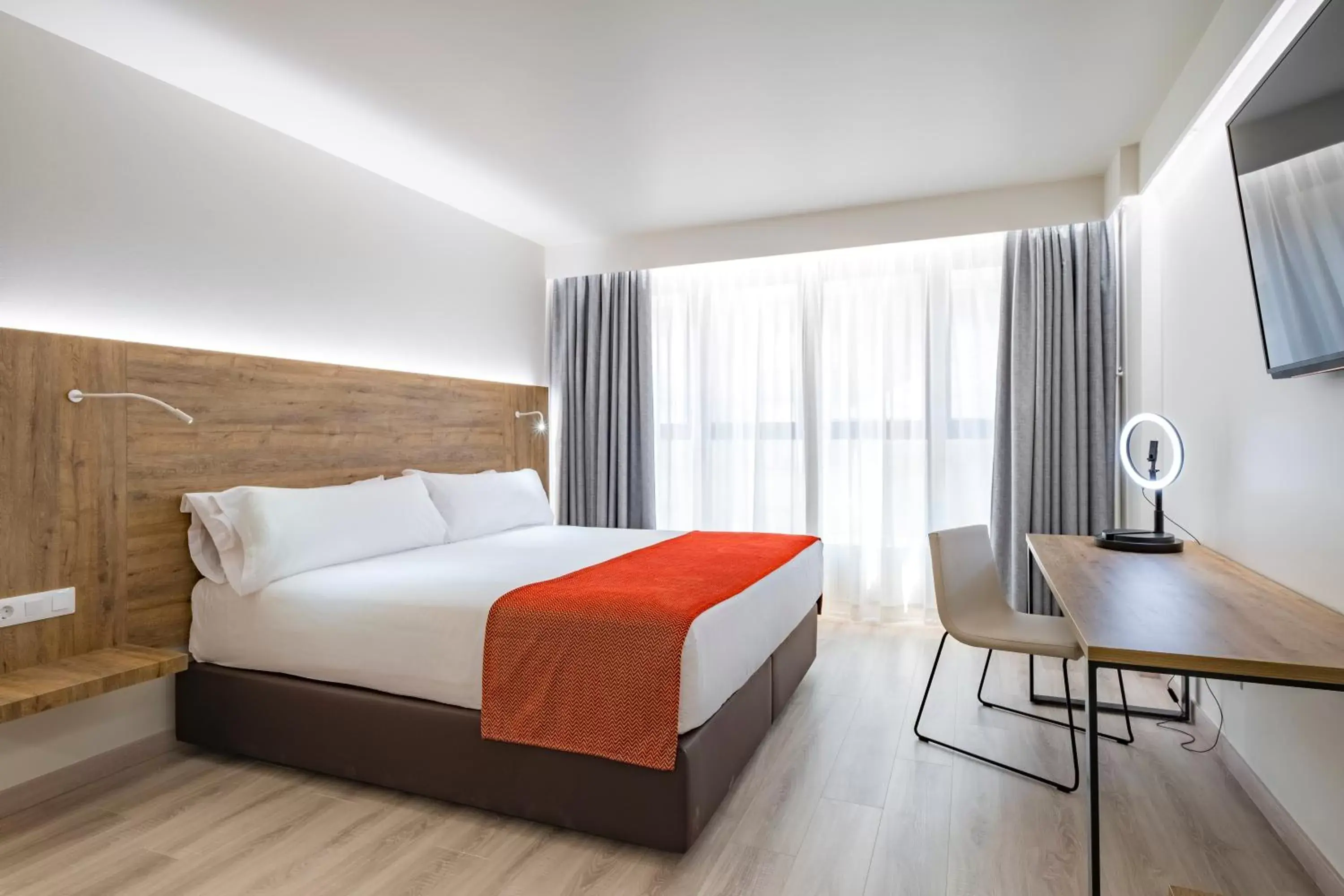 Deluxe Quadruple Room in Exe Prisma Deluxe Quadruple Room in Exe Prisma