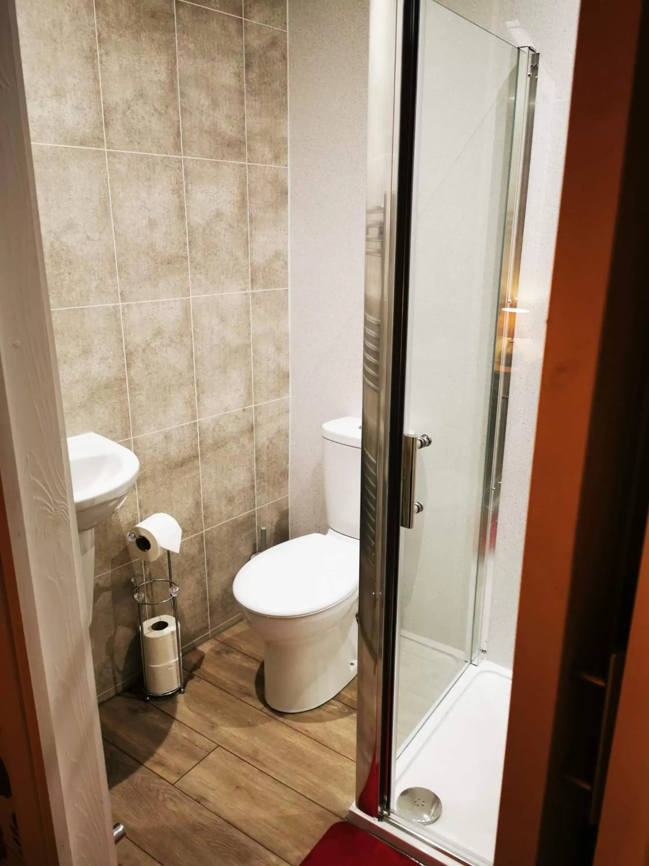 Deluxe Twin Room with Sea View in oddfellowsbandb Deluxe Twin Room with Sea View in oddfellowsbandb