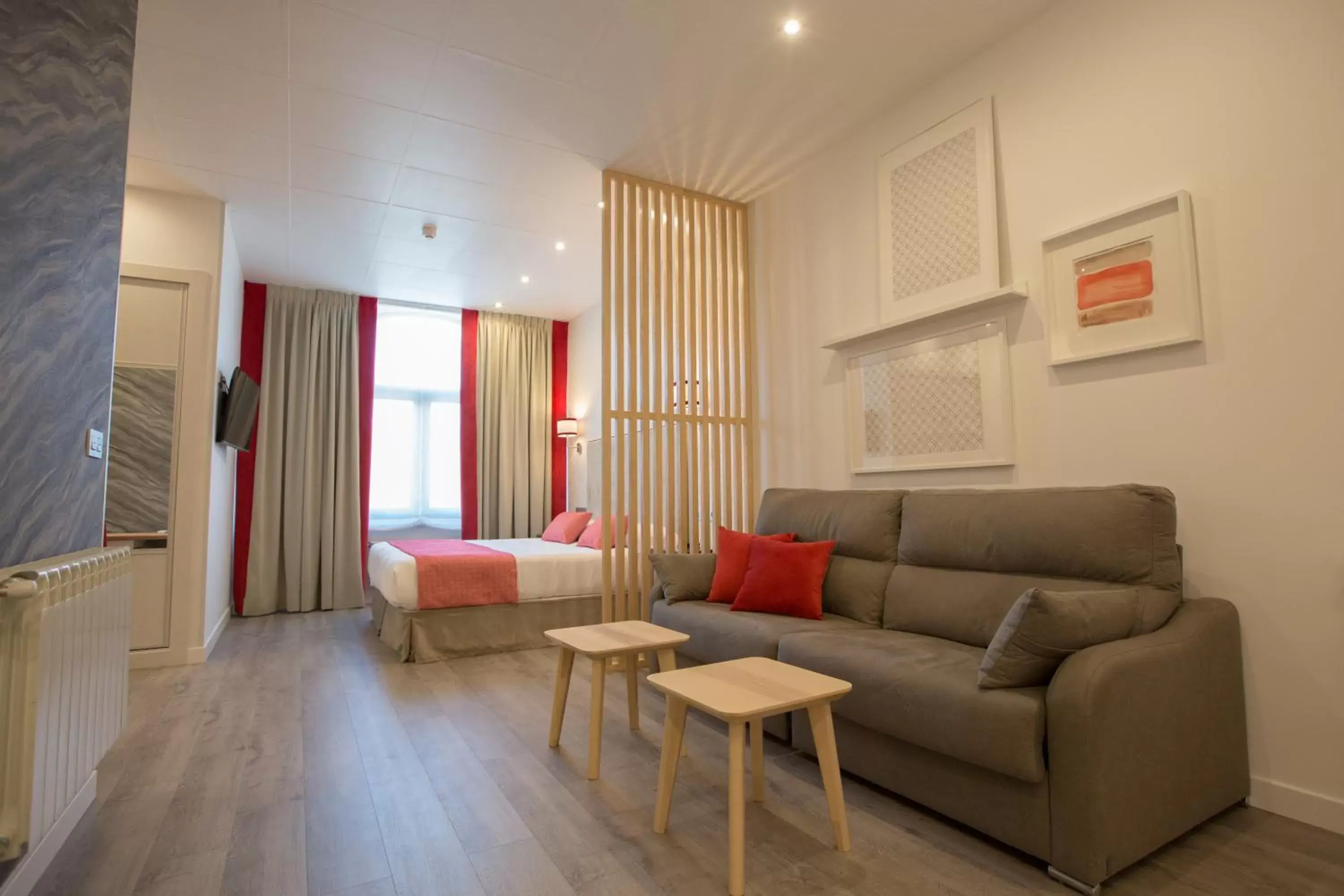 Junior Suite Hot Tub in Hotel Santa Cruz Junior Suite Hot Tub in Hotel Santa Cruz