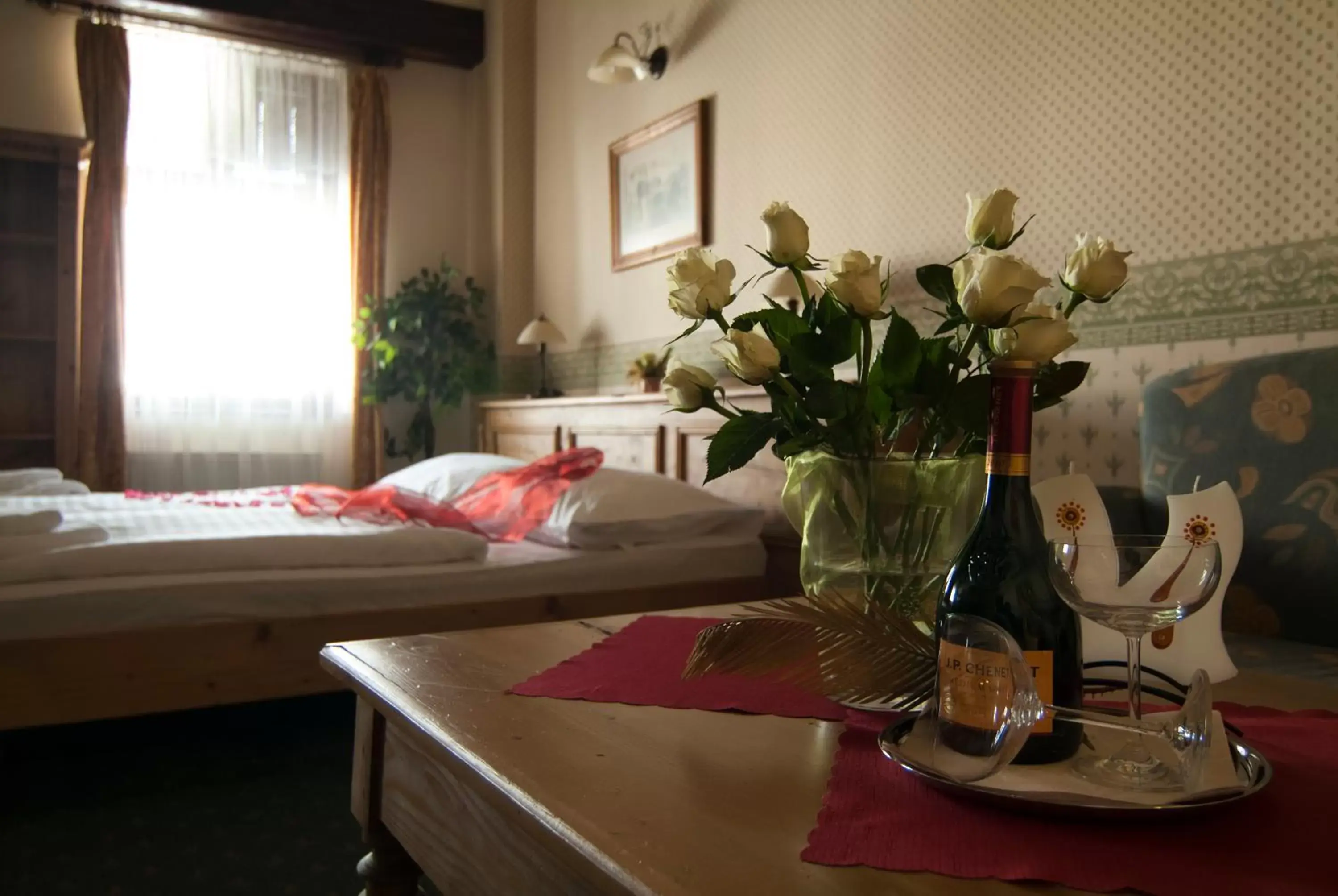 Large Double or Twin Room - single occupancy in Hotel & Caffe Silesia Large Double or Twin Room - single occupancy in Hotel & Caffe Silesia