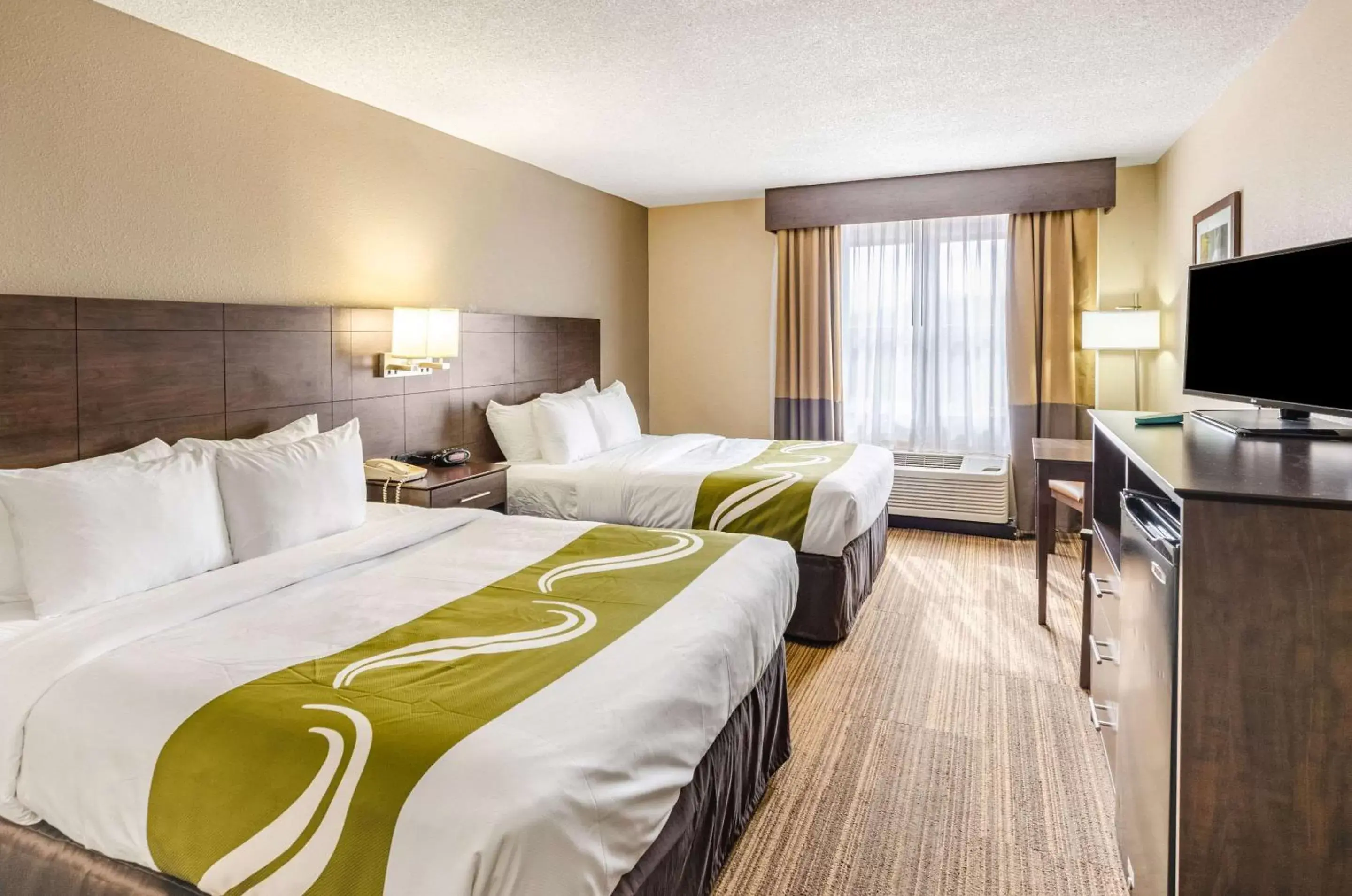 Standard Queen Room with Two Queen Beds - Pet Friendly/ Non-Smoking in Quality Inn Radford-West Blacksburg I-81 Standard Queen Room with Two Queen Beds - Pet Friendly/ Non-Smoking in Quality Inn Radford-West Blacksburg I-81