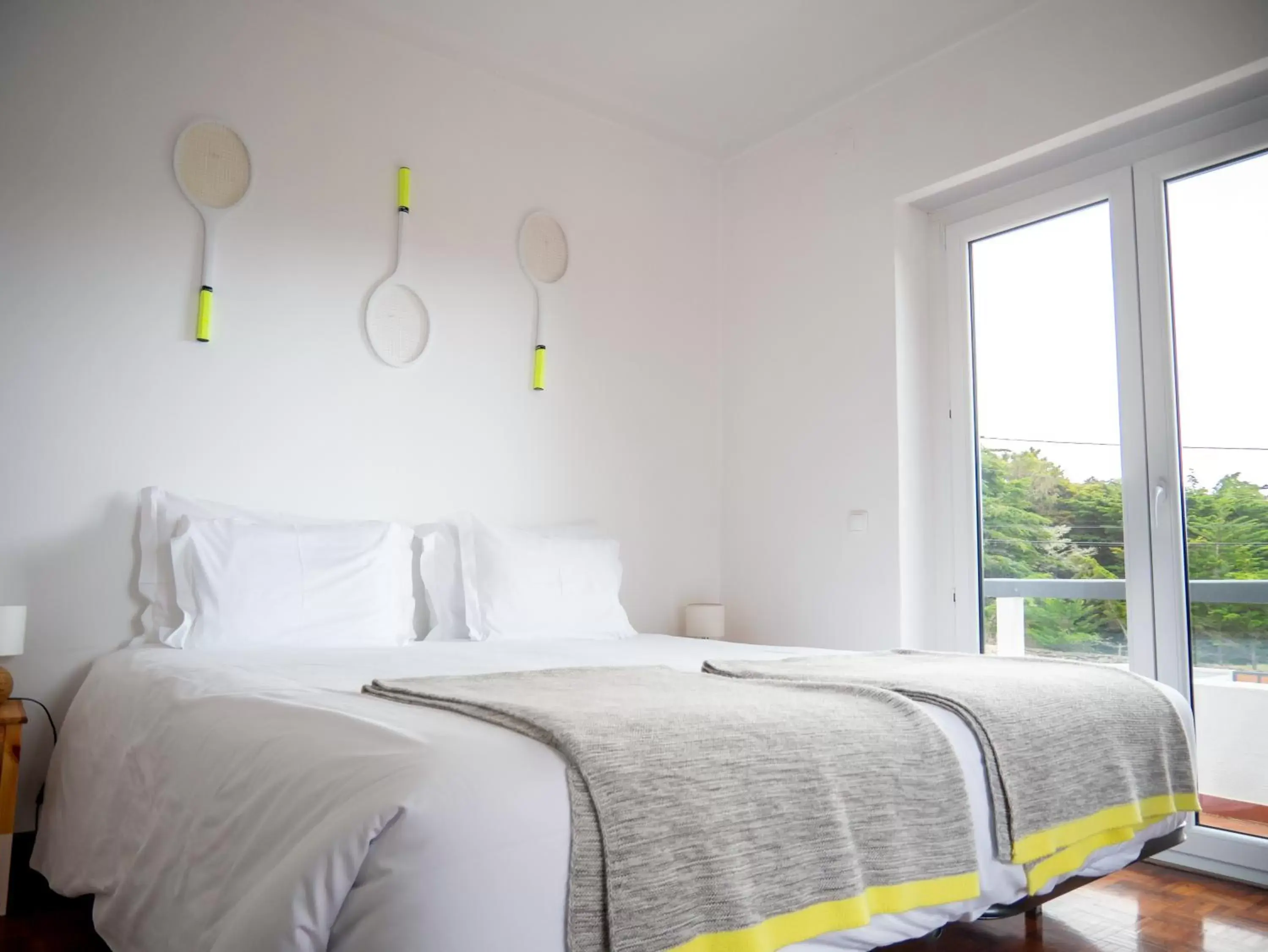 Double Room with Balcony in Azen Cool House Double Room with Balcony in Azen Cool House