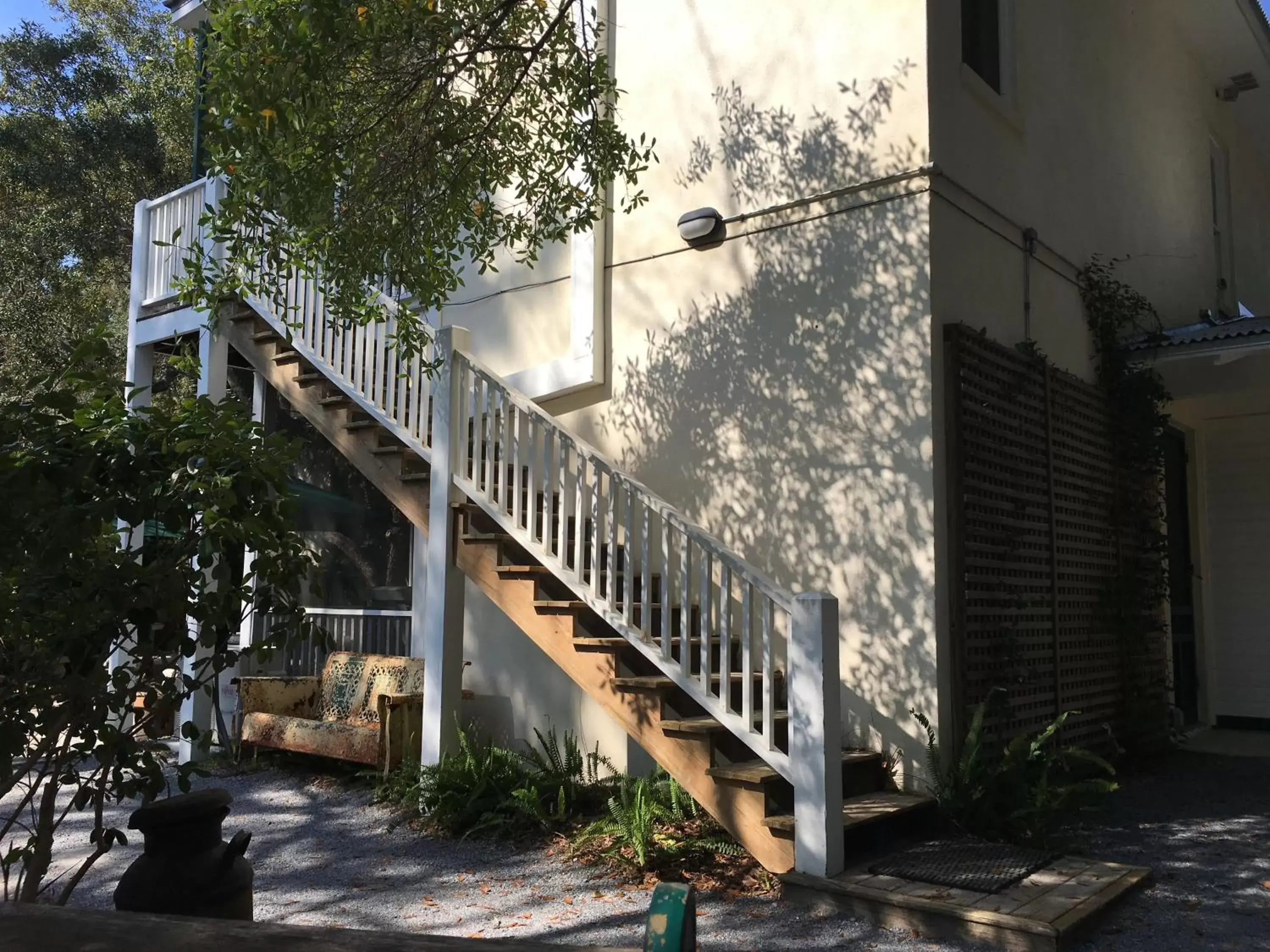 Deluxe Double Room with Bath in Hibiscus Coffee & Guesthouse Deluxe Double Room with Bath in Hibiscus Coffee & Guesthouse