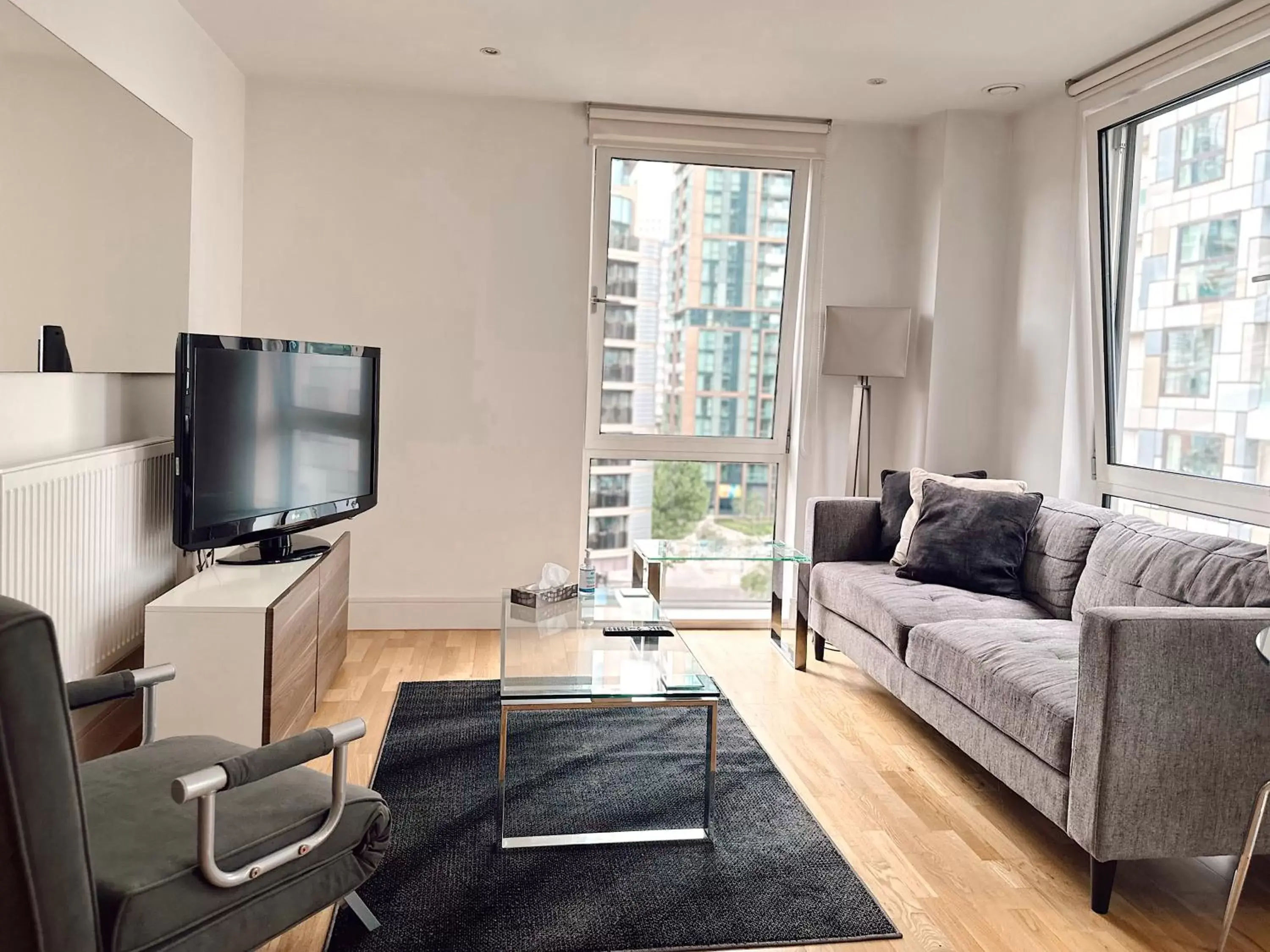 Apartment with Garden View in Canary Wharf - Luxury Apartments Apartment with Garden View in Canary Wharf - Luxury Apartments