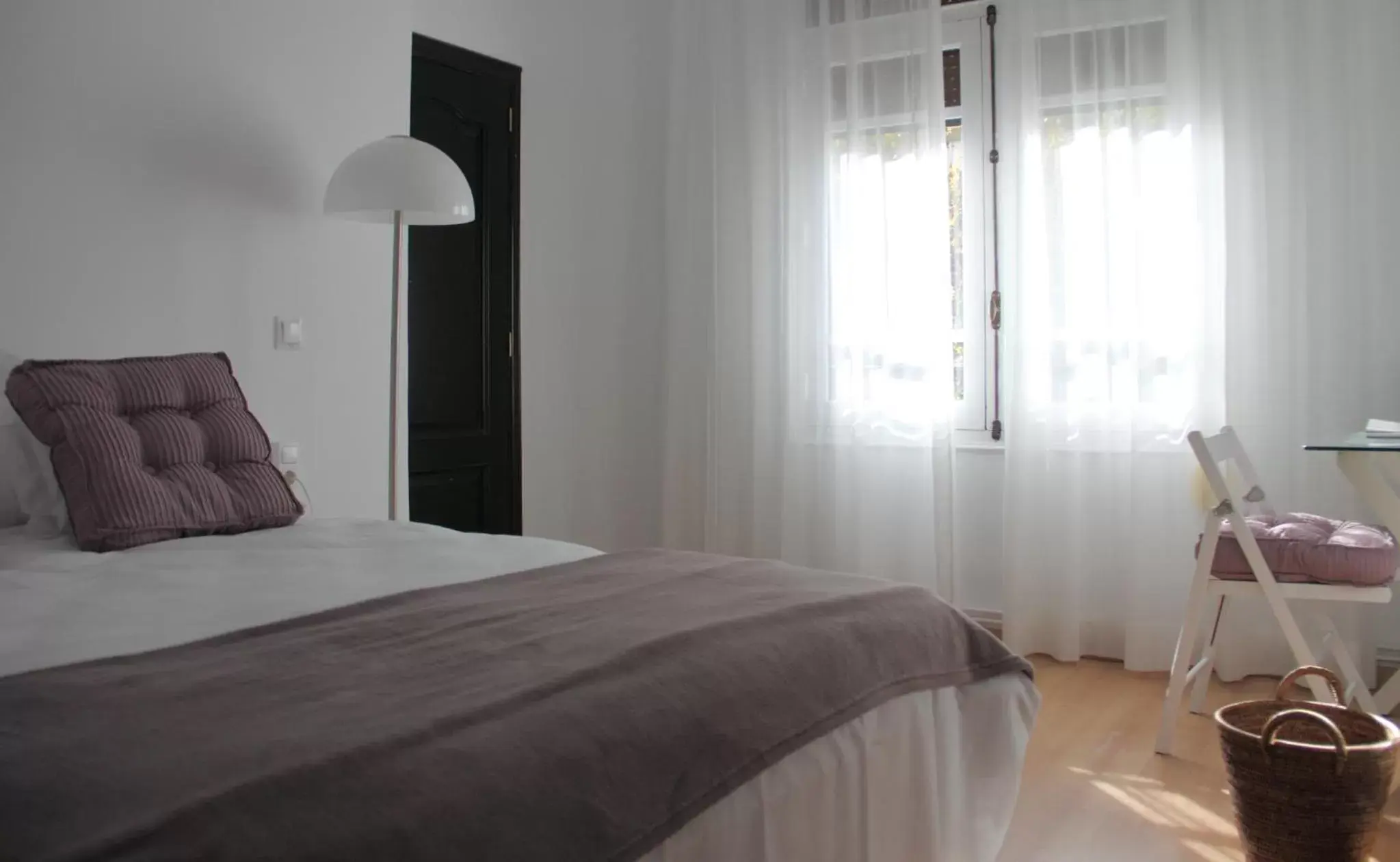 Double Room with Private External Bathroom in 7 Moons B&B Double Room with Private External Bathroom in 7 Moons B&B