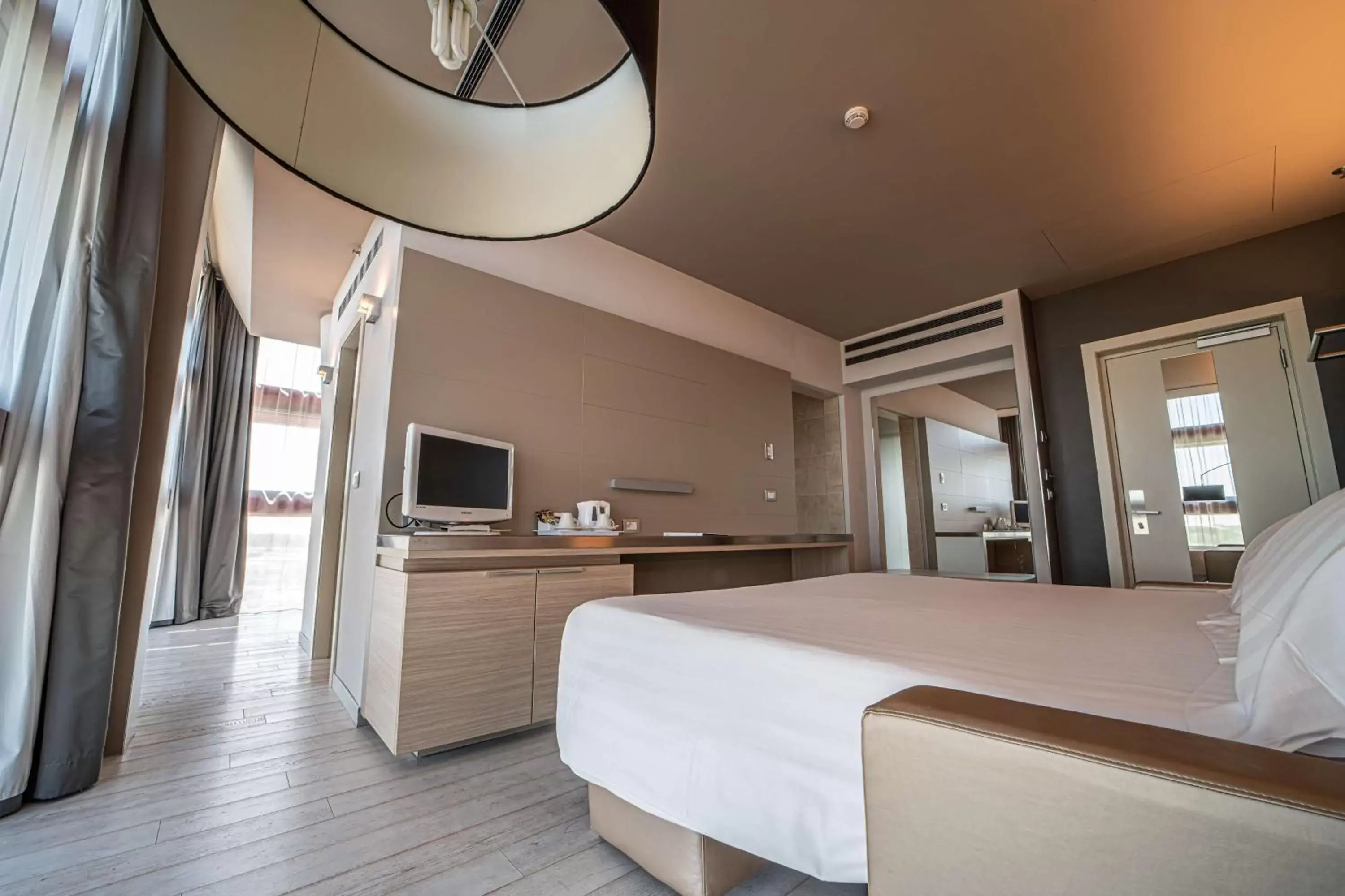 Suite King Bed with sofa bed in Best Western Plus Net Tower Hotel Padova Suite King Bed with sofa bed in Best Western Plus Net Tower Hotel Padova