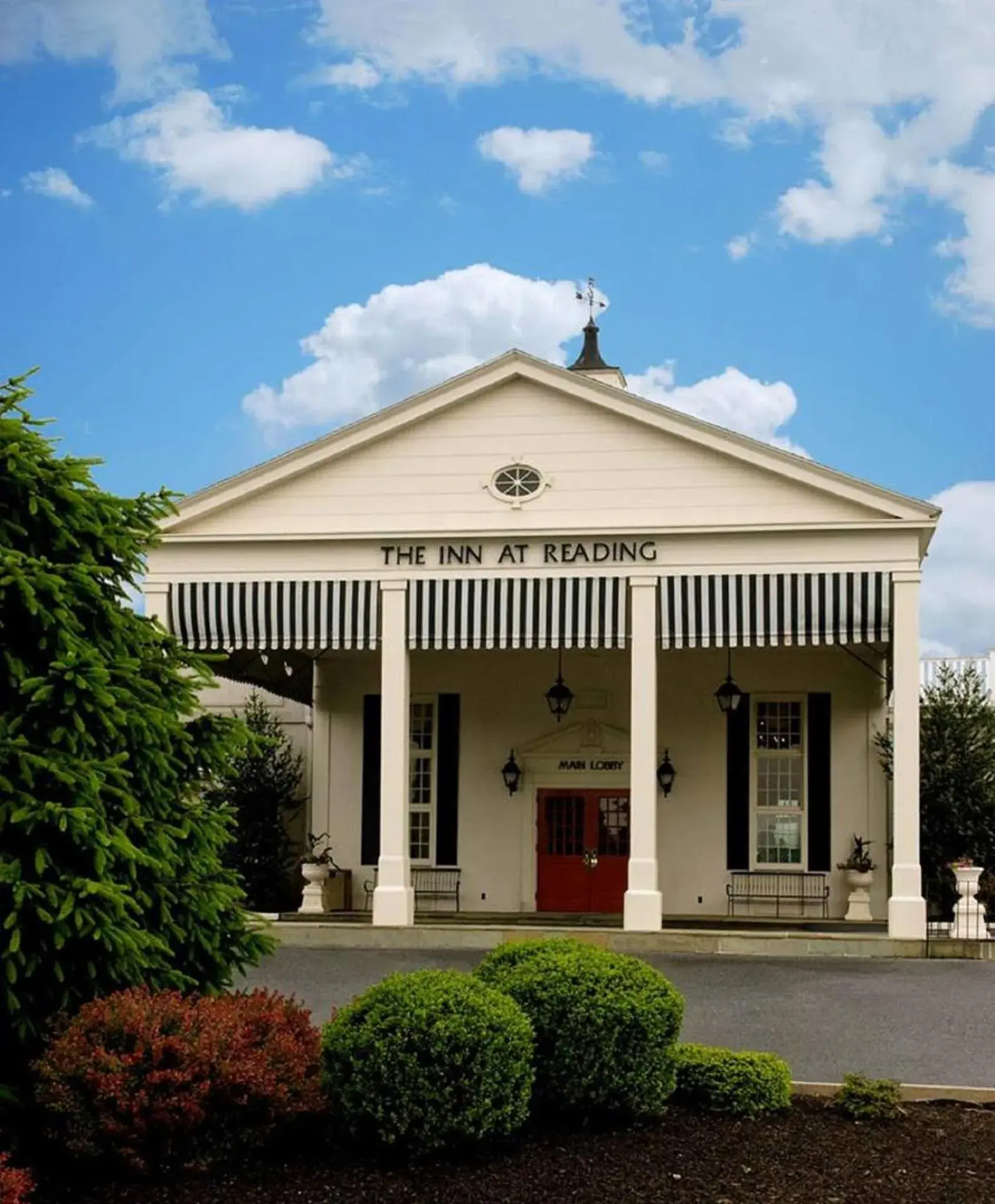 Facade/entrance in The Inn at Reading Hotel & Conference Center Facade/entrance in The Inn at Reading Hotel & Conference Center