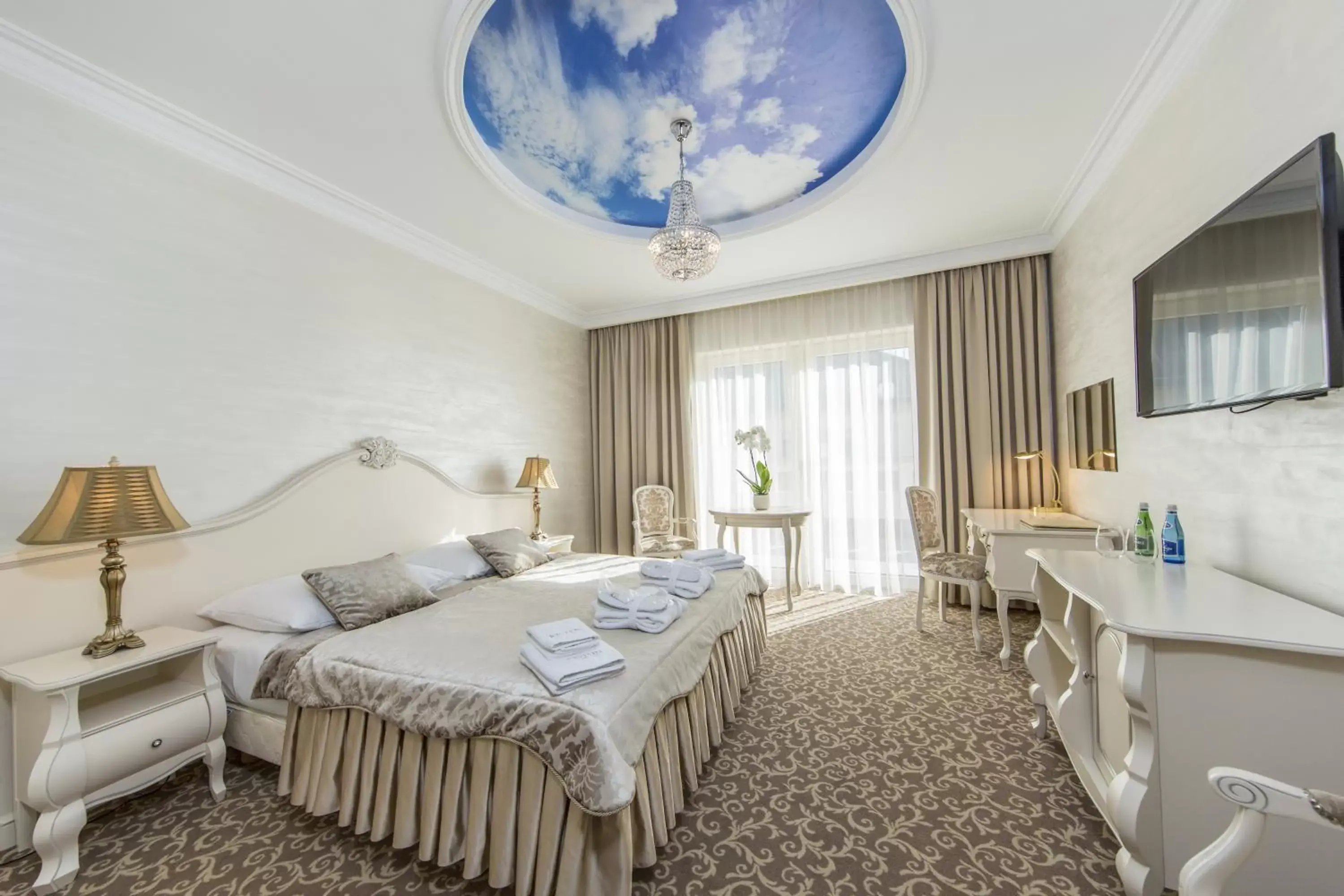 Superior Double or Twin Room in Hotel Kiston Superior Double or Twin Room in Hotel Kiston