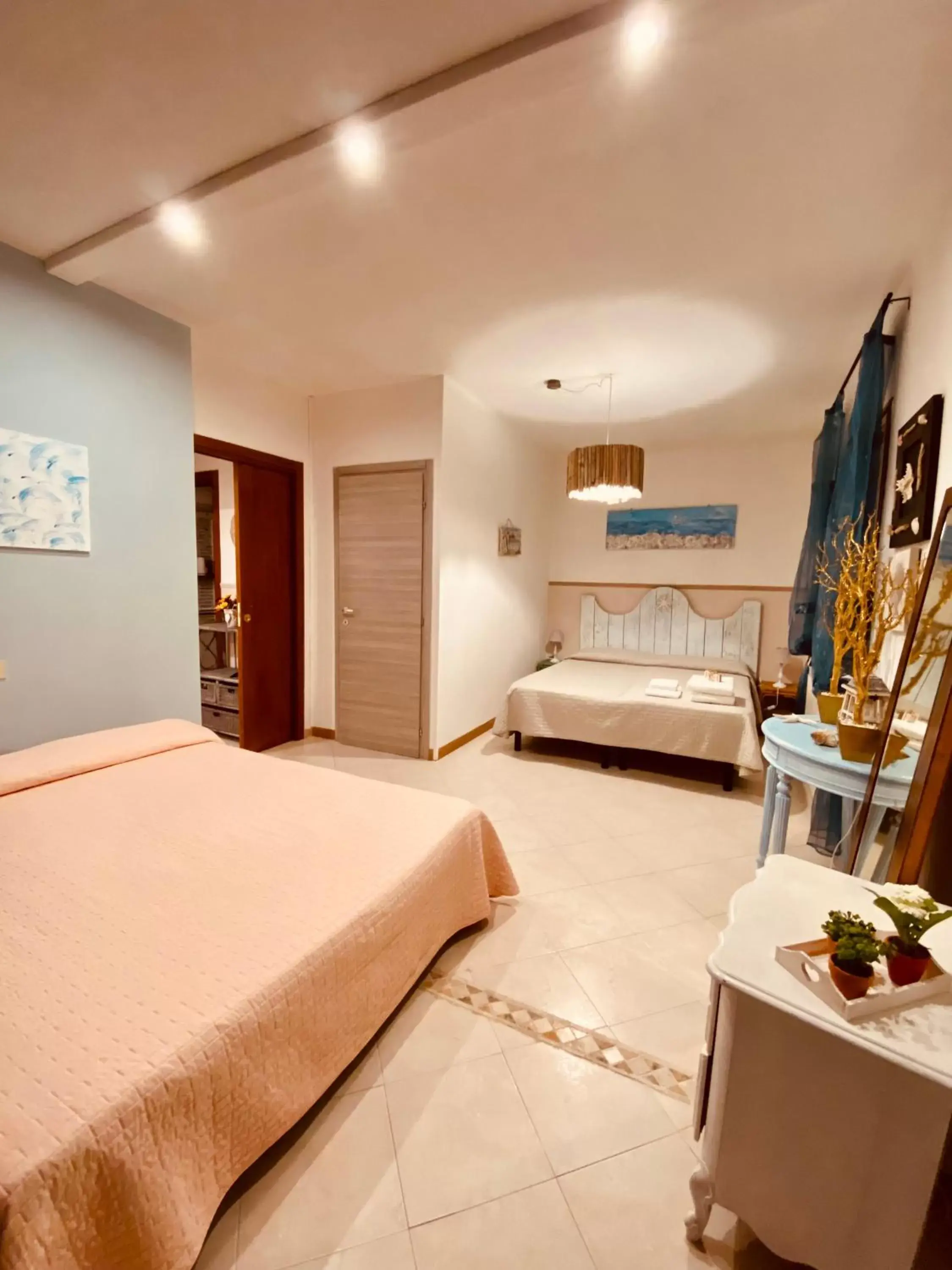 Family Room with Private Bathroom in B&B Le Quattro Stagioni Family Room with Private Bathroom in B&B Le Quattro Stagioni