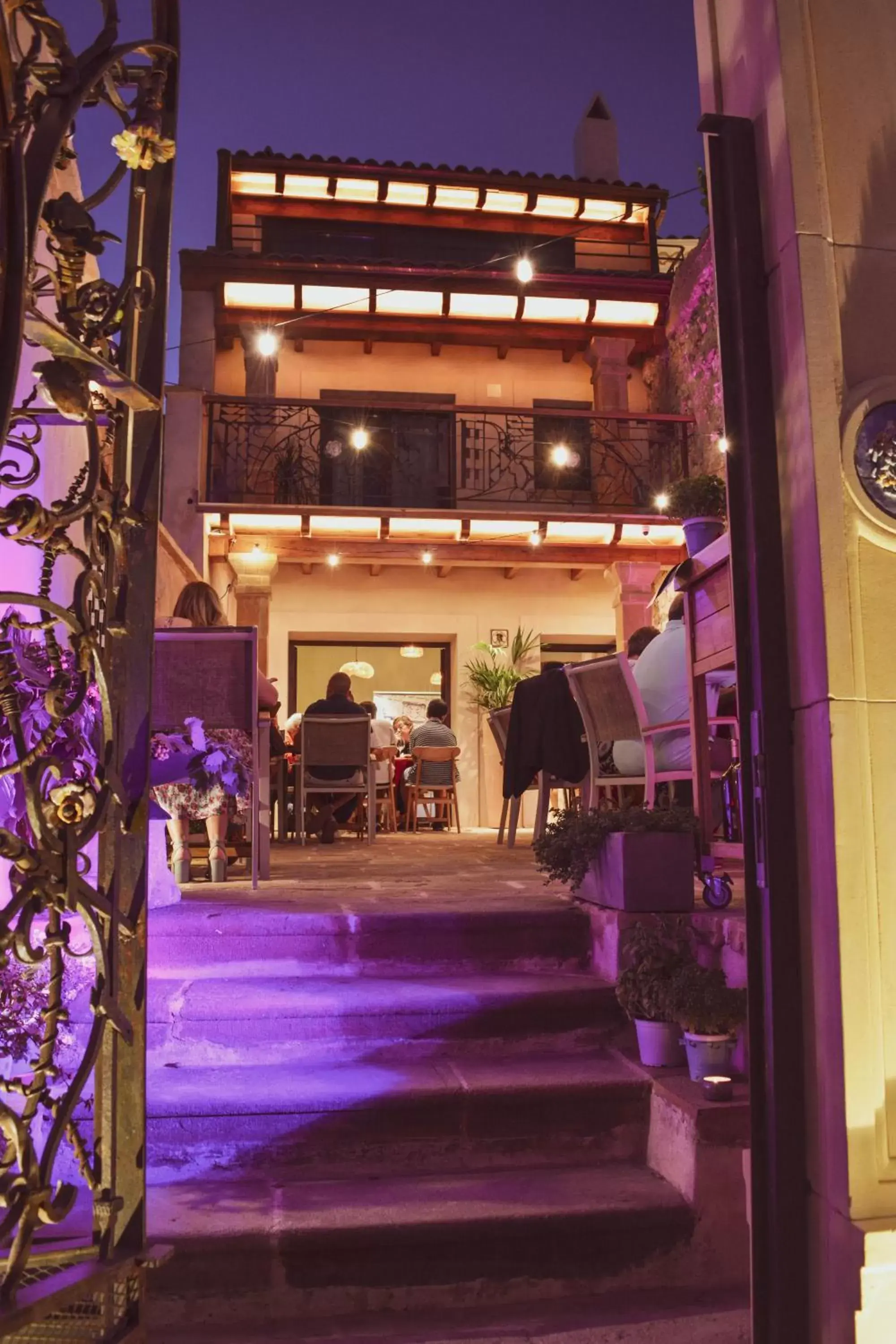 Hotel Poeta Jorge Manrique Hotel Poeta Jorge Manrique