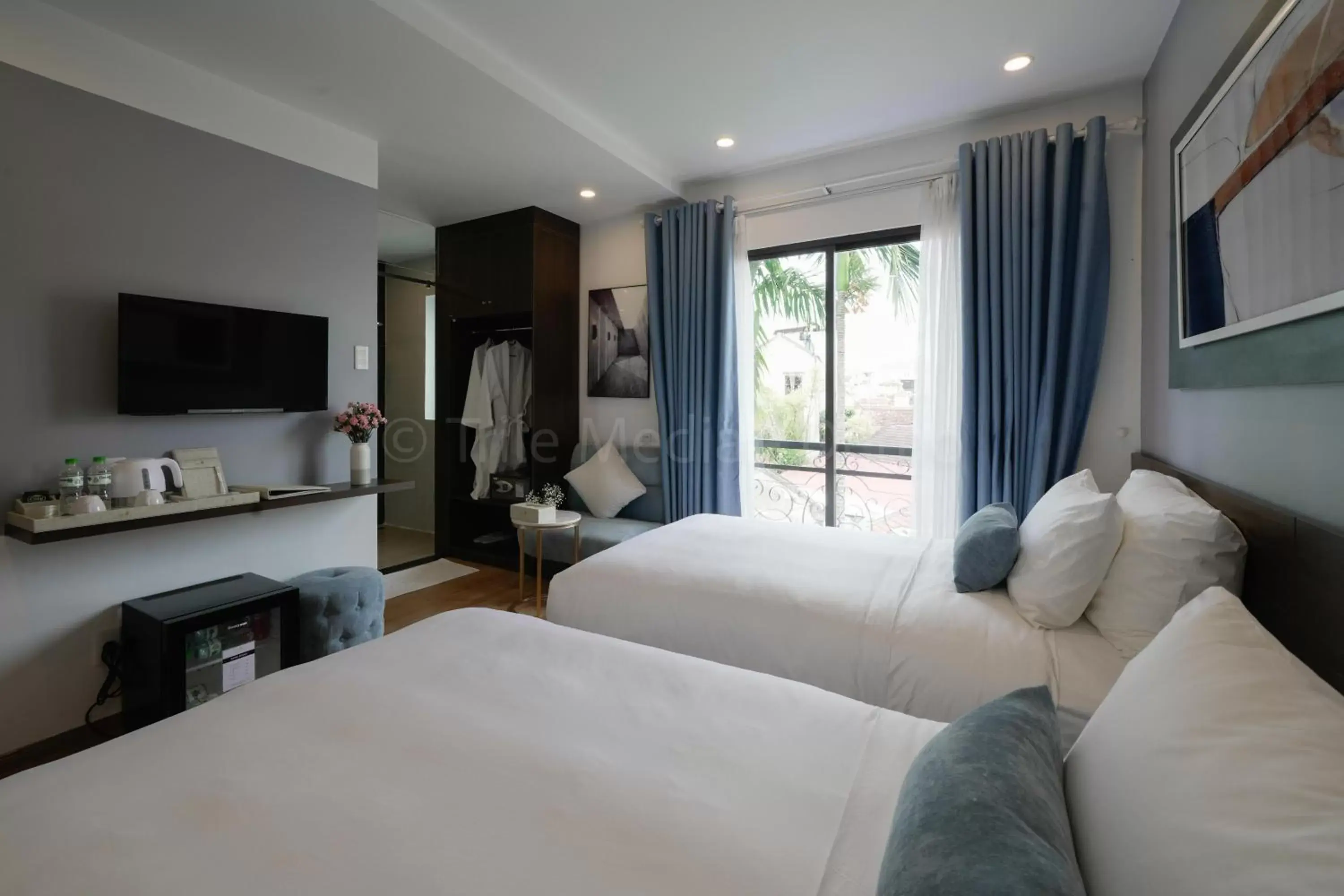 Superior Twin Room with City View in Lion King Hotel Superior Twin Room with City View in Lion King Hotel