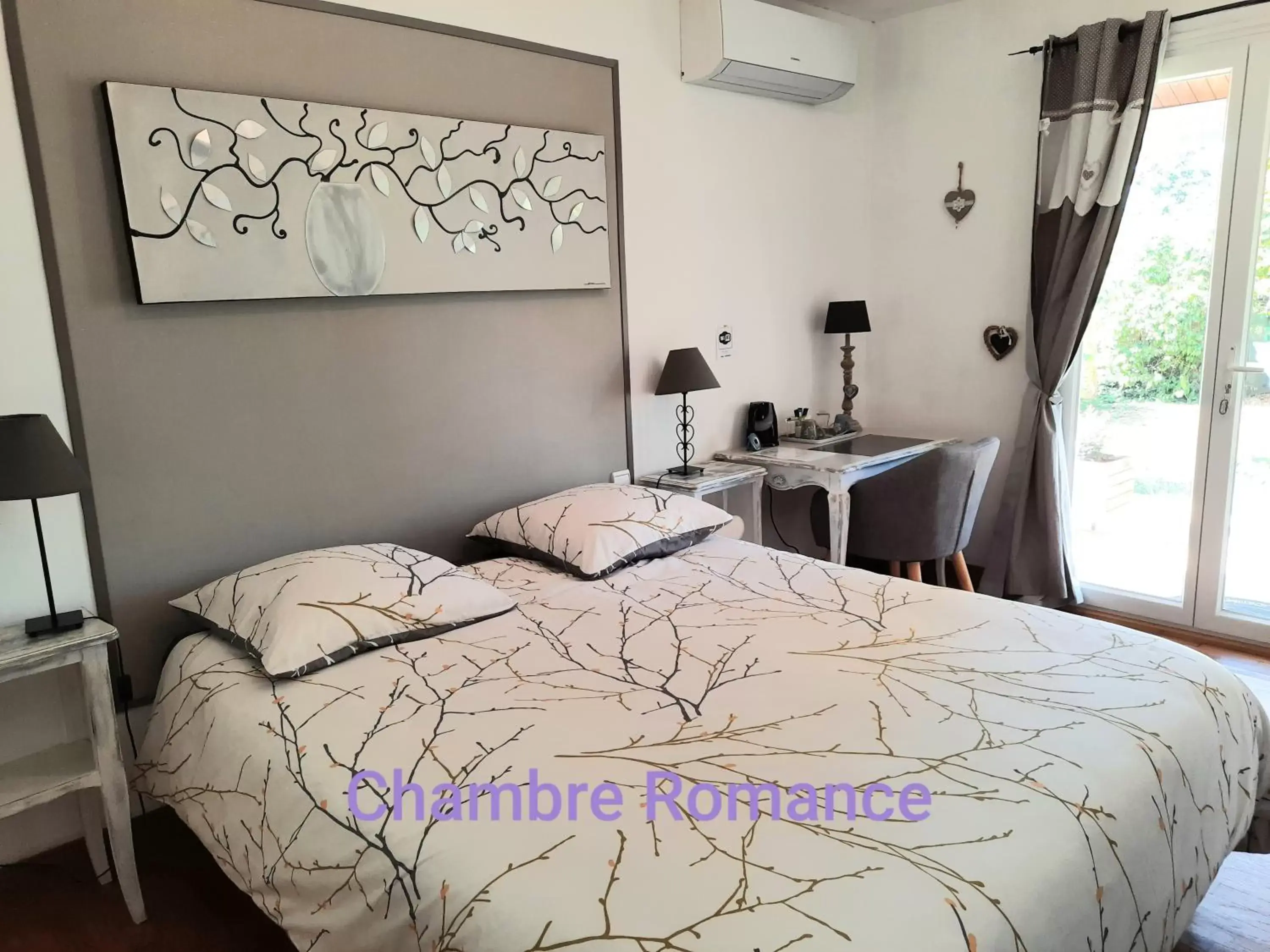 Standard Double Room in Chez Isa et Dens Standard Double Room in Chez Isa et Dens