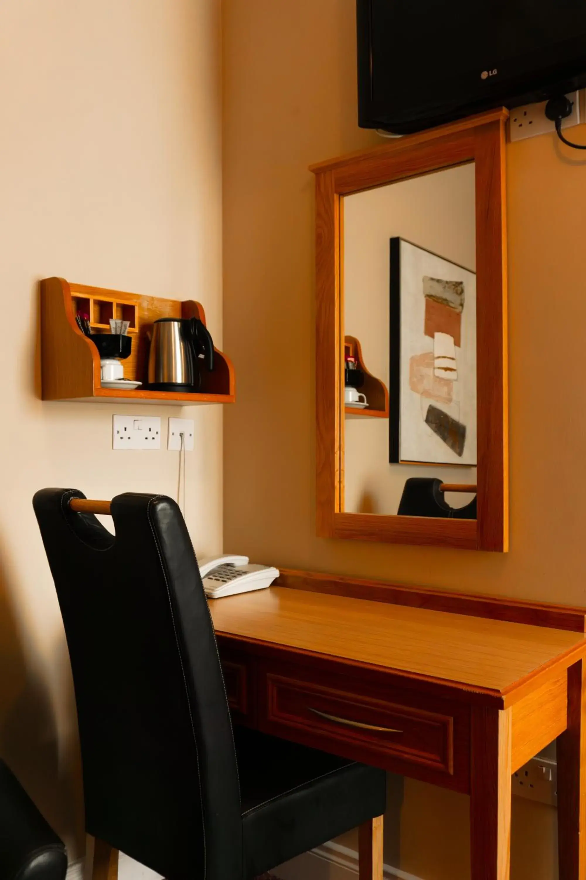 Twin Room in Phoenix Park Hotel Twin Room in Phoenix Park Hotel