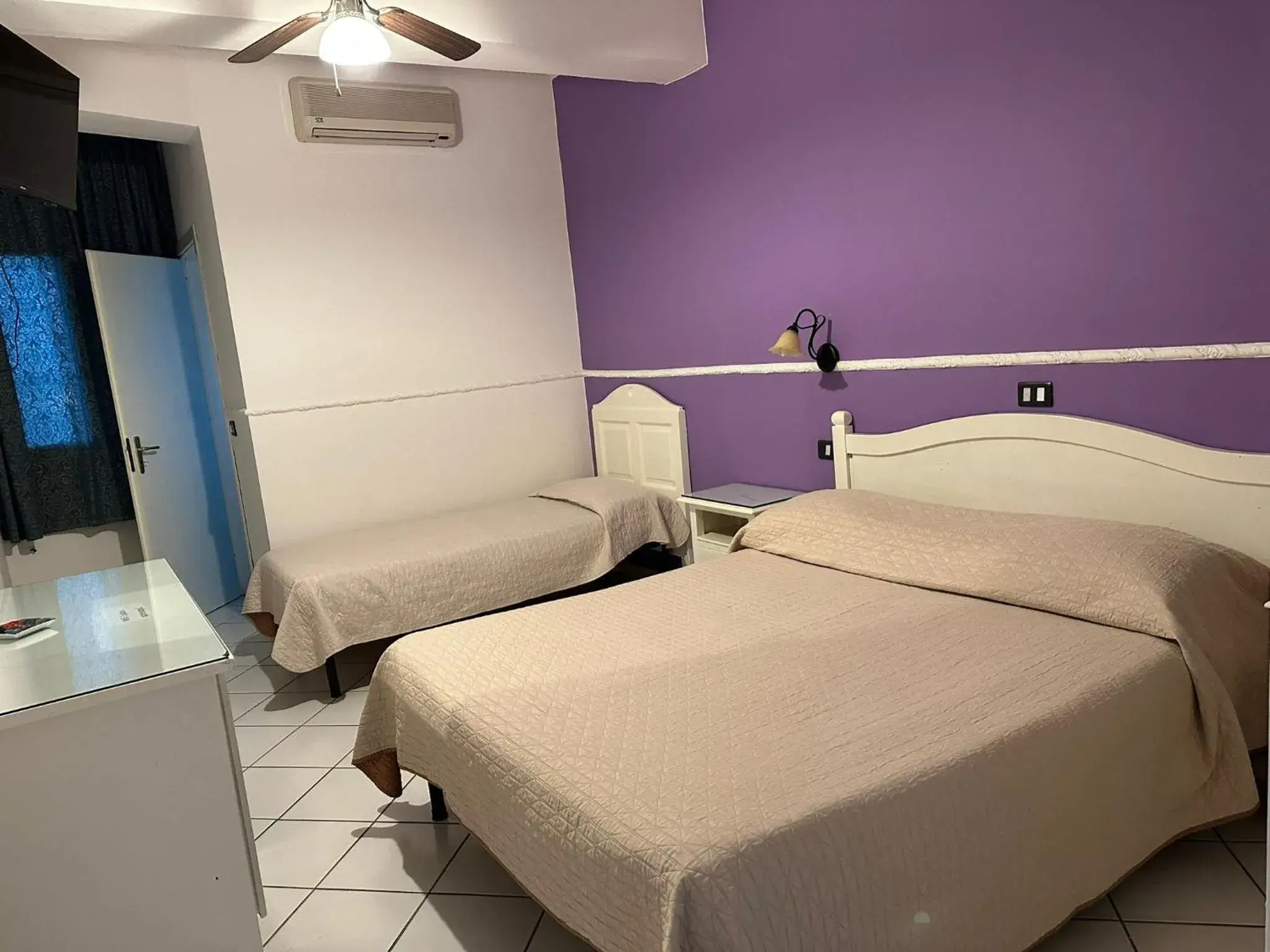 Double Room in Hotel Caribe Double Room in Hotel Caribe