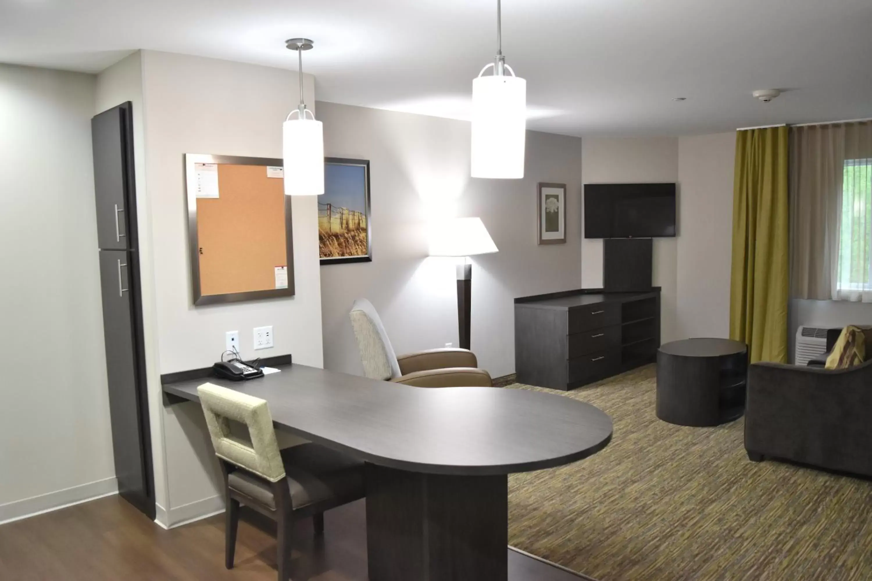One-Bedroom Suite in Candlewood Suites Independence by IHG One-Bedroom Suite in Candlewood Suites Independence by IHG