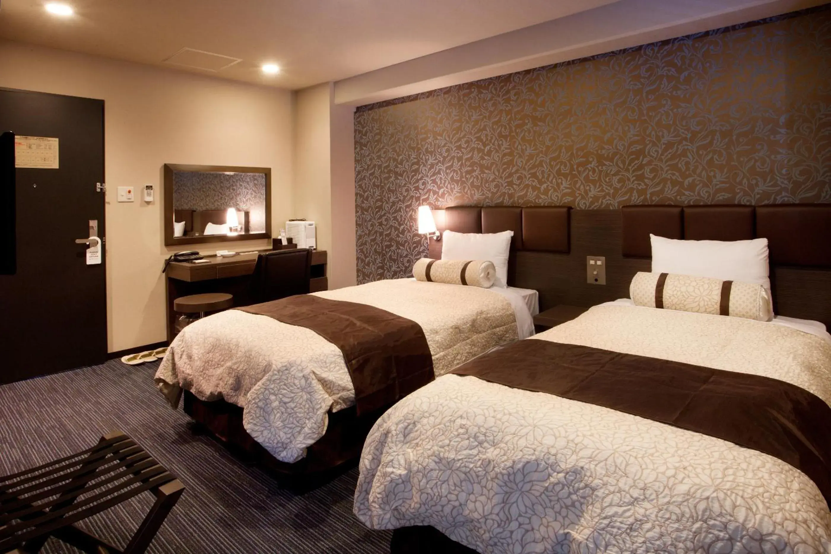 Deluxe Twin Room (1 Adults) - single occupancy - Smoking in Kuretake Inn Premium Shizuoka Ekimae Deluxe Twin Room (1 Adults) - single occupancy - Smoking in Kuretake Inn Premium Shizuoka Ekimae