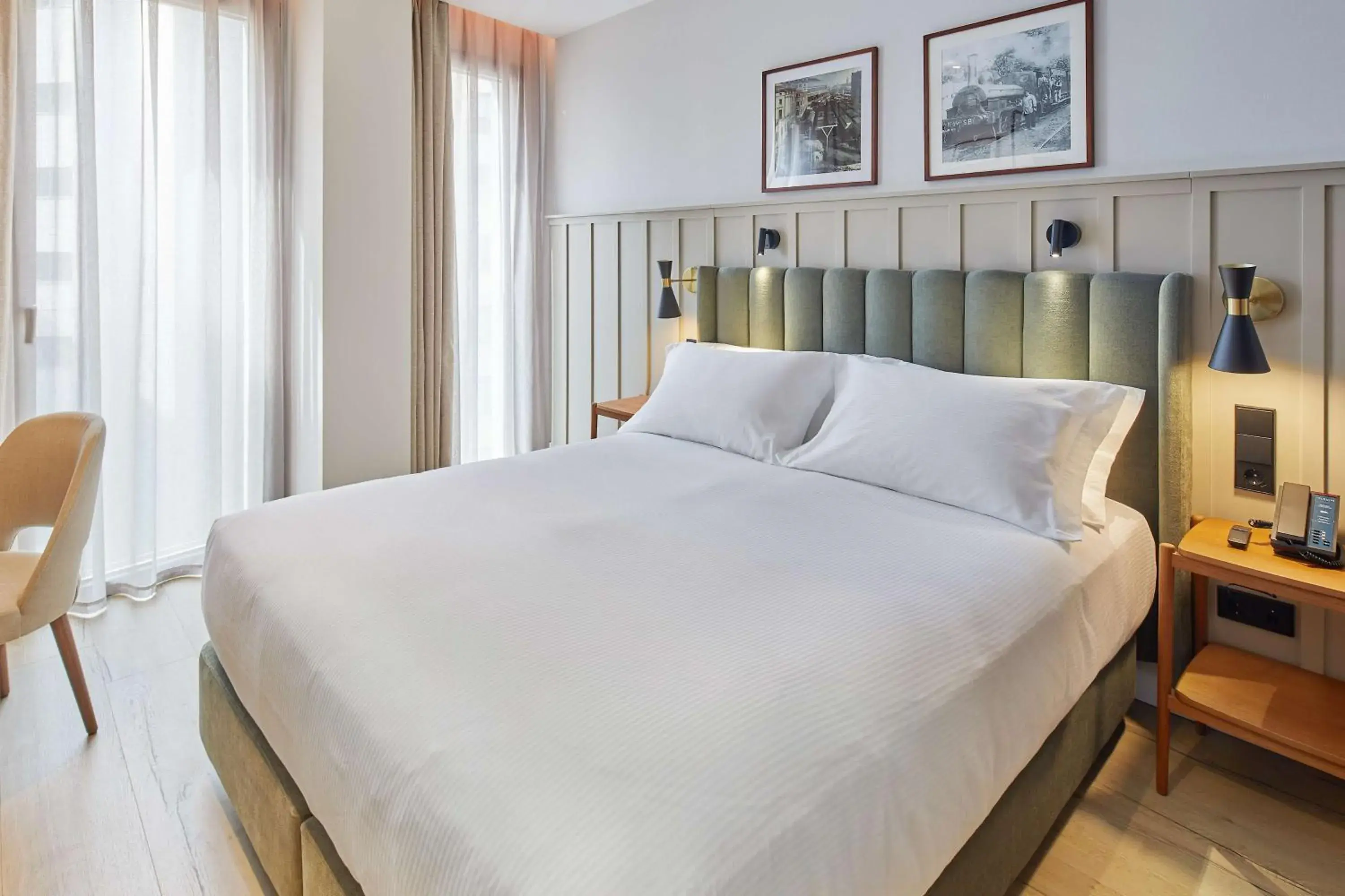 Queen Room in Via Sants Hotel Barcelona, Tapestry Collection By Hilton Queen Room in Via Sants Hotel Barcelona, Tapestry Collection By Hilton