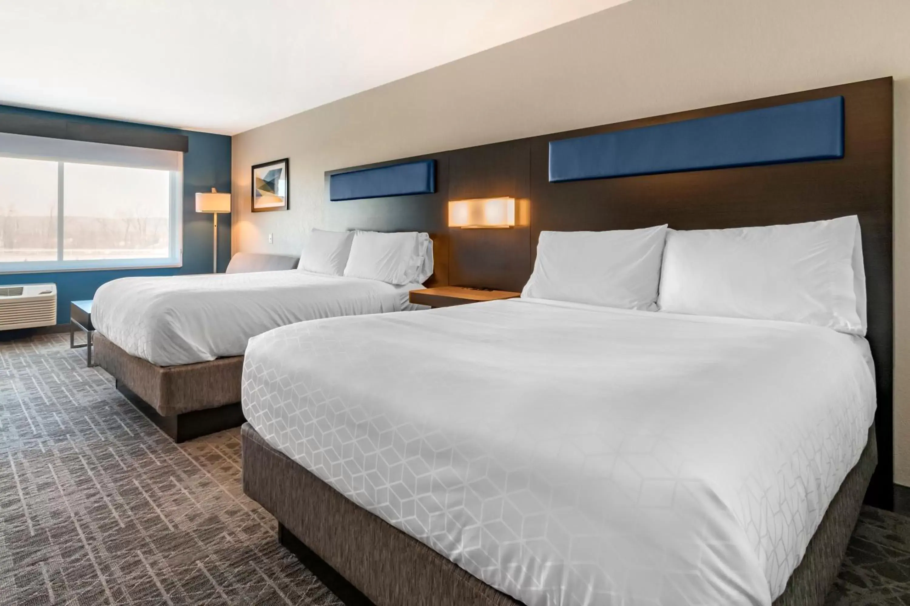 Queen Suite with Two Queen Beds and Additional Living Area in Holiday Inn Express & Suites - Carlisle Southwest I-81 by IHG Queen Suite with Two Queen Beds and Additional Living Area in Holiday Inn Express & Suites - Carlisle Southwest I-81 by IHG