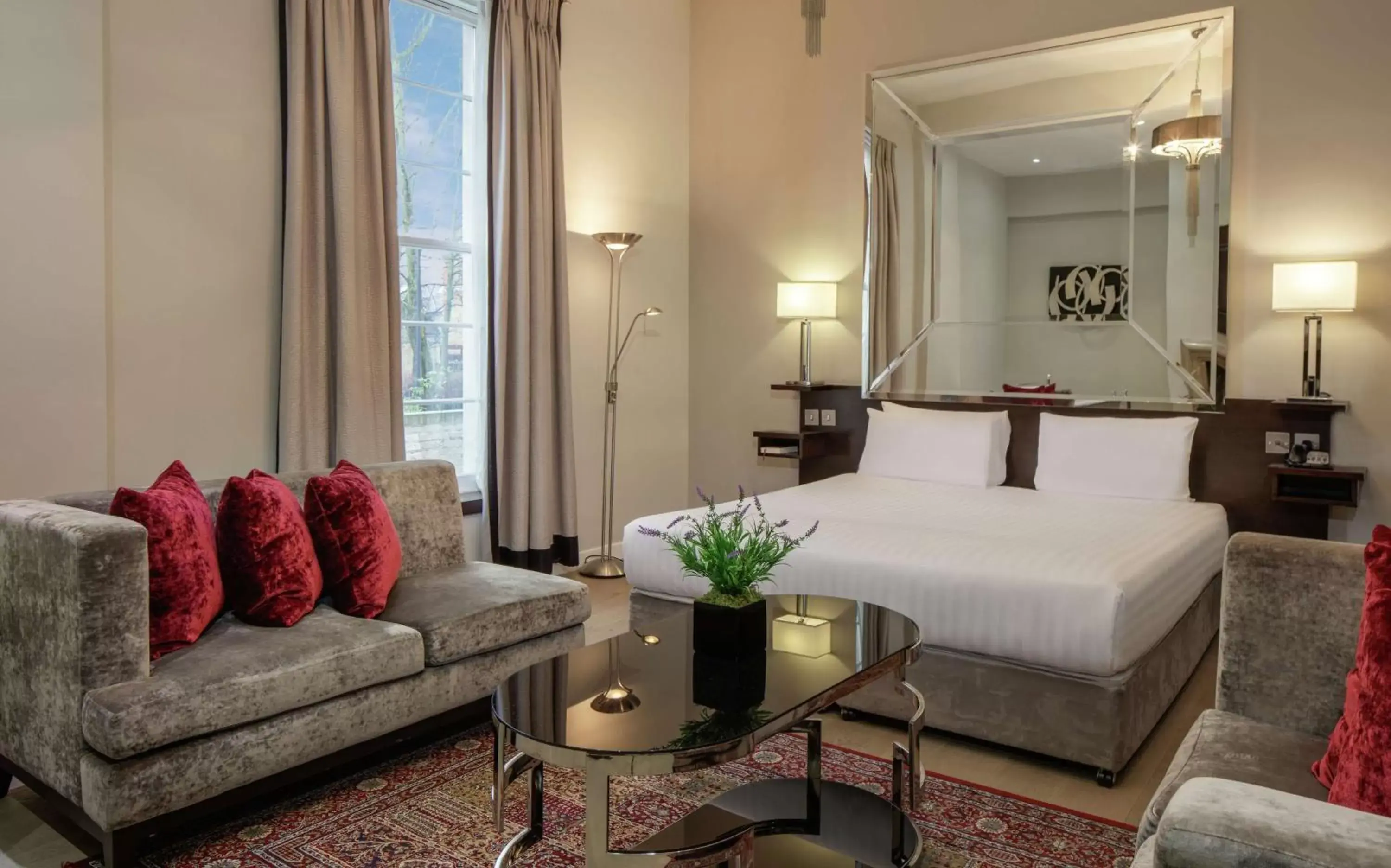 Junior Suite in Doubletree By Hilton London - Greenwich Junior Suite in Doubletree By Hilton London - Greenwich