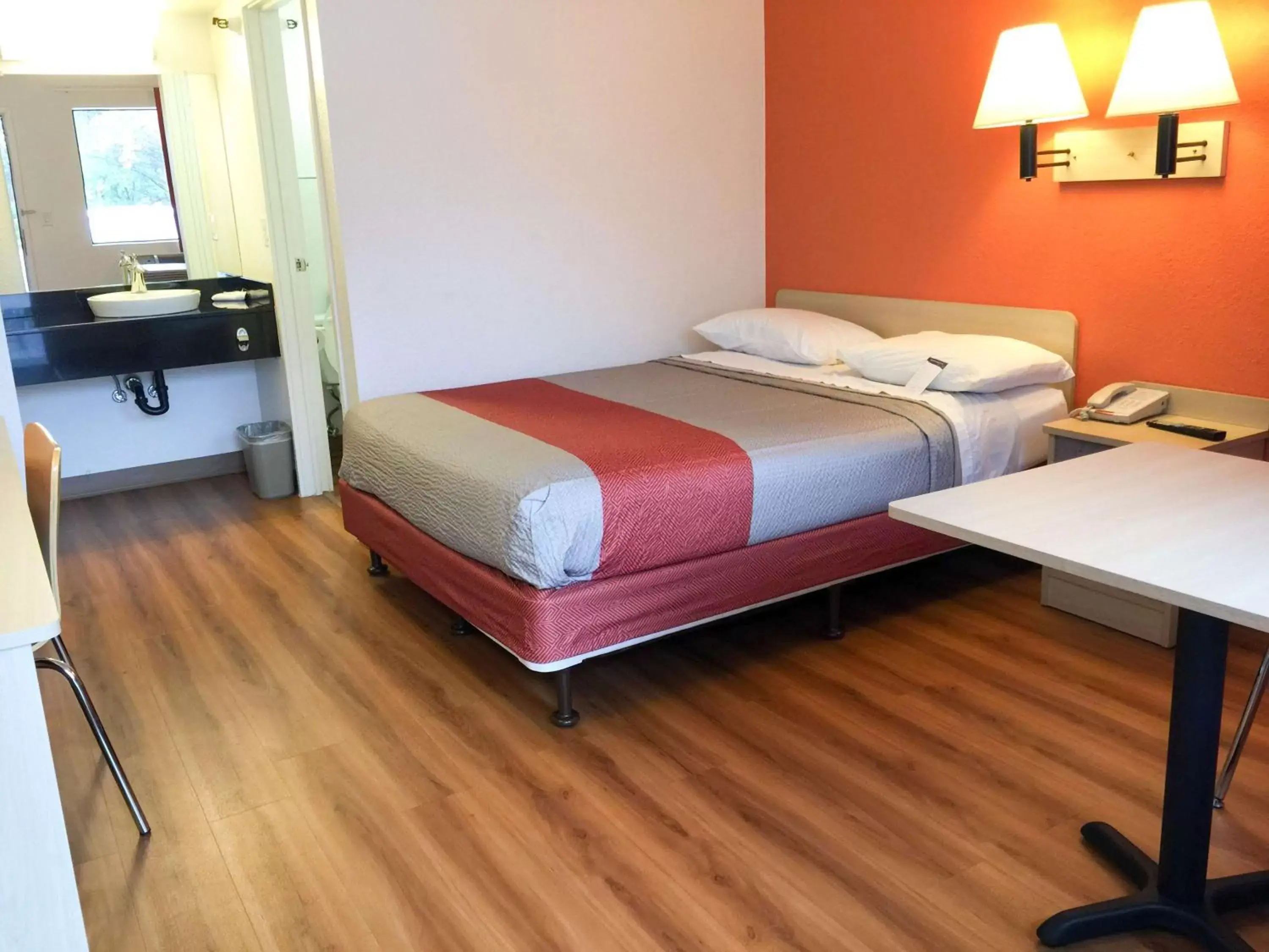 Double Room - Disability Access - Roll In Shower in Motel 6-Roseville, MN - Minneapolis North Double Room - Disability Access - Roll In Shower in Motel 6-Roseville, MN - Minneapolis North